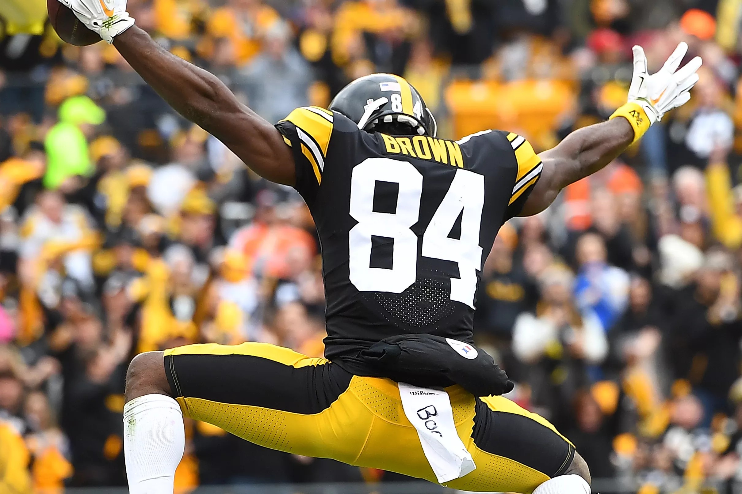 Steelers News When Antonio Brown breaks his public Steelers News When Antonio Brown breaks his public