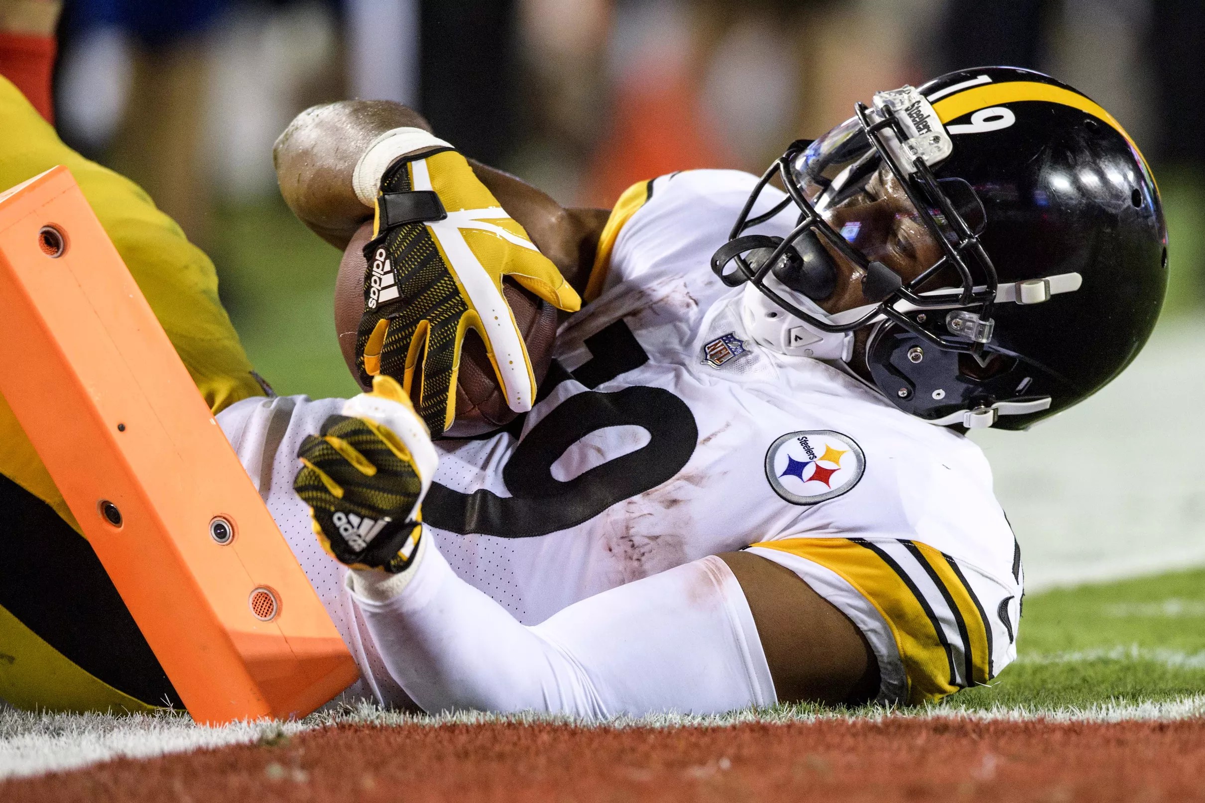 Steelers Injury Report: Mike Hilton And JuJu Smith-Schuster Miss ...