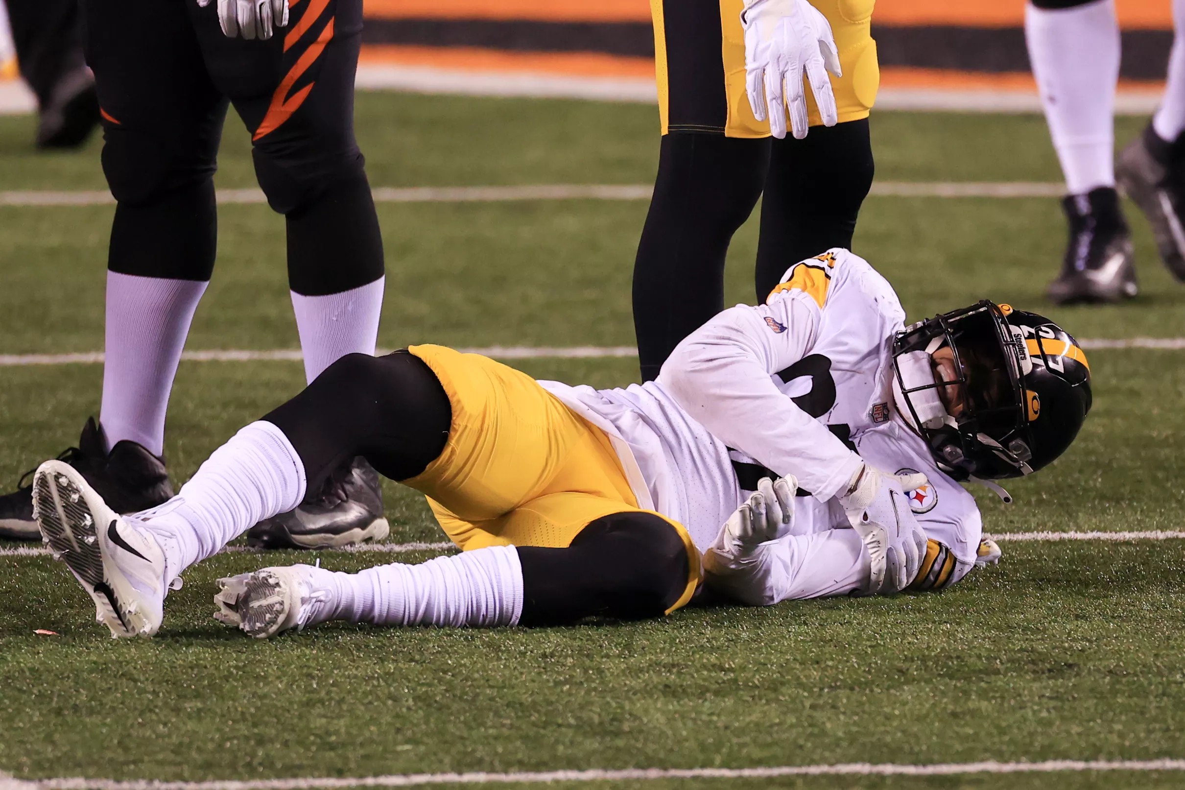 Steelers Injuries Continue To Pile Up Heading Into Stretch Run Of ...