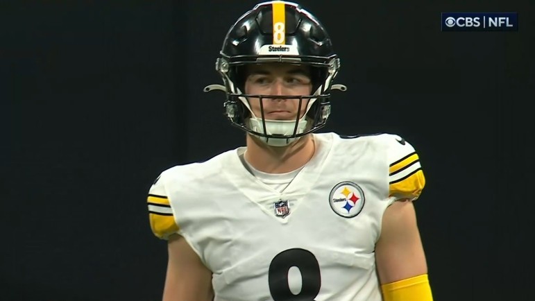 Steelers QB Kenny Pickett's poor game stirs up the internet bigtime