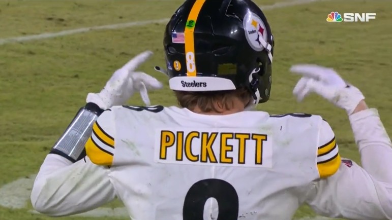 kenny pickett pff