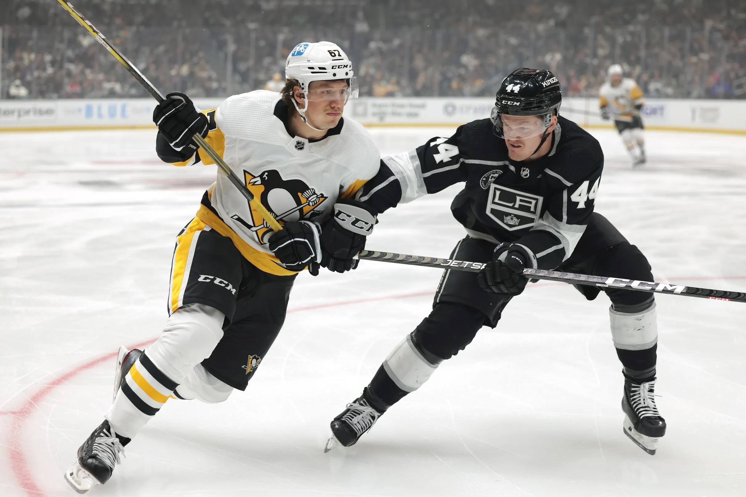 Penguins/Red Wings Recap: Hornqvist a hat trick hero as Pens easily