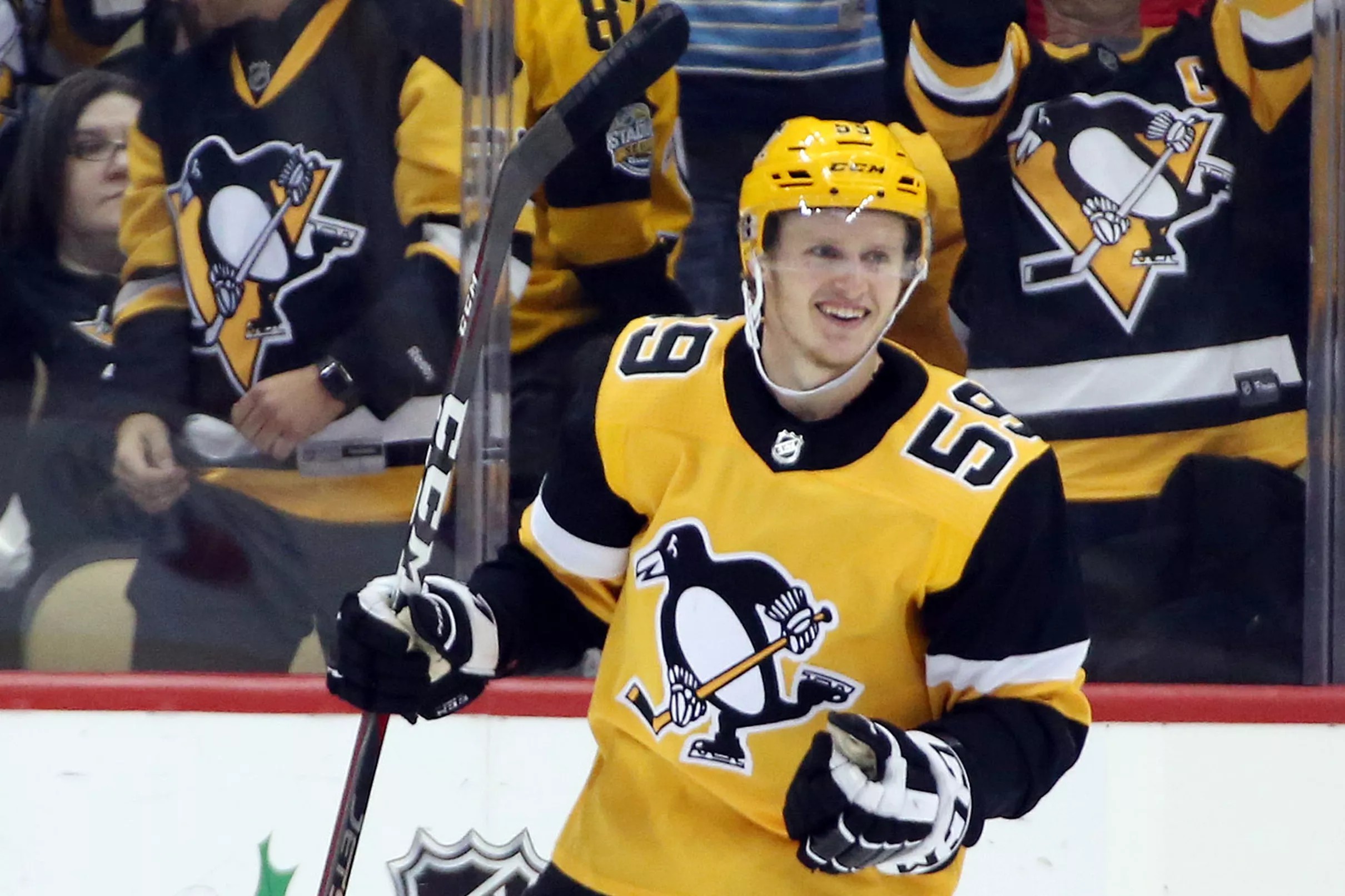 Jake Guentzel inks fiveyear, 6 million annual contract extension