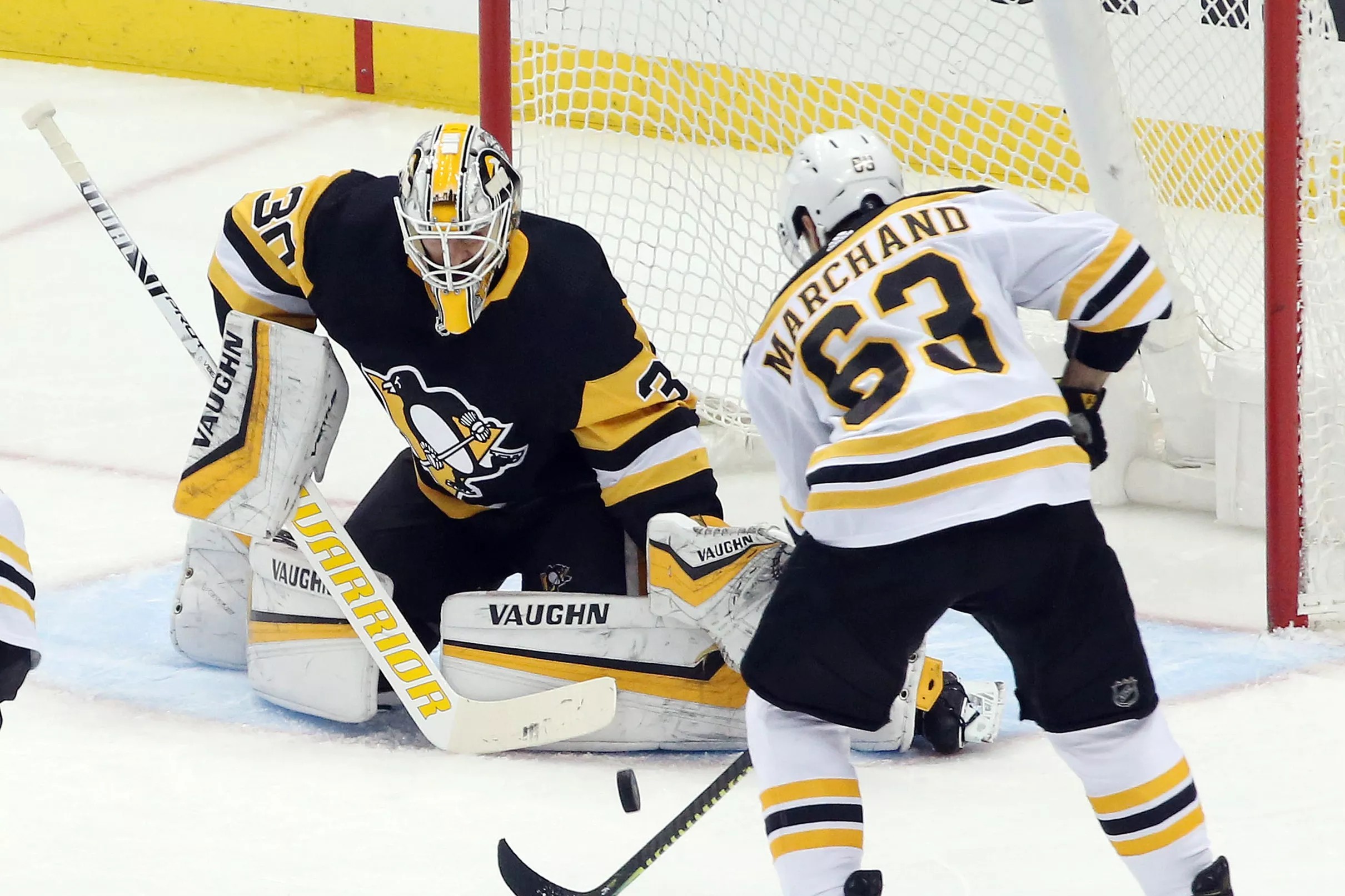 Penguins vs. Bruins Recap Pittsburgh ends Boston’s long point streak