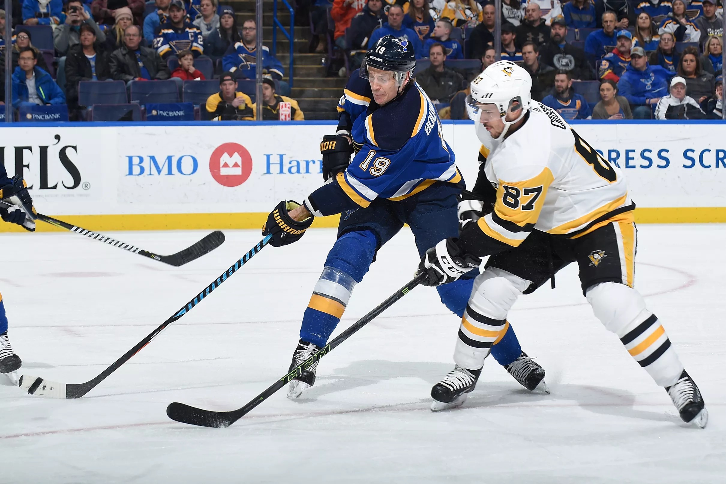 WATCH Sidney Crosby scores his 400th career NHL goal