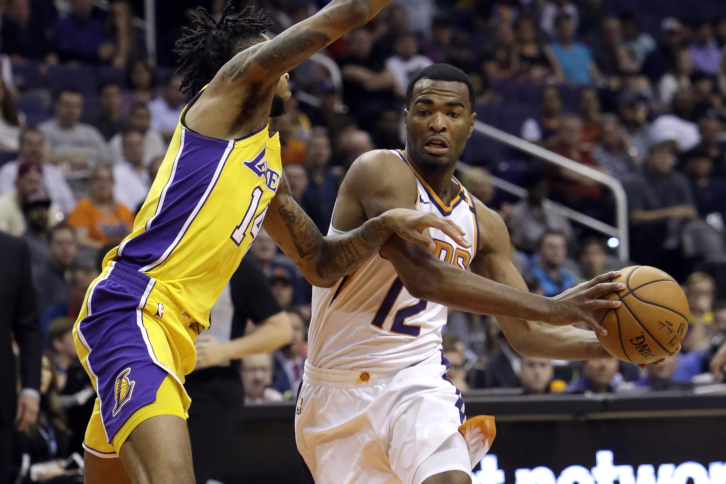 Recap: Lakers Beat Suns Despite Booker’s 36 Points