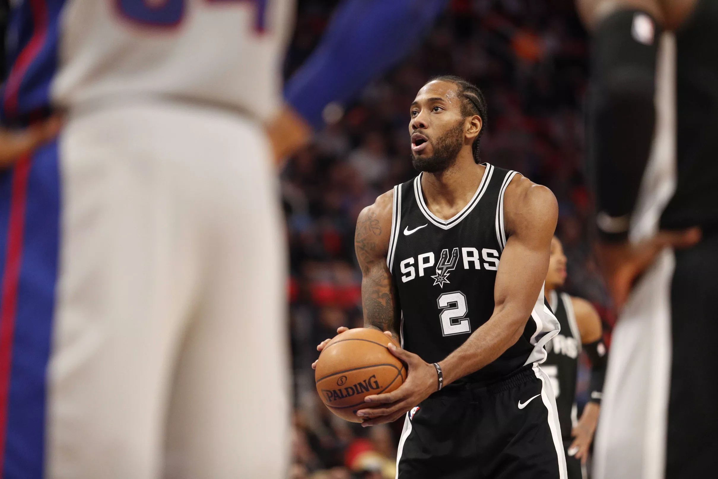 woj-suns-one-of-teams-mentioned-putting-out-feelers-to-spurs-on-kawhi