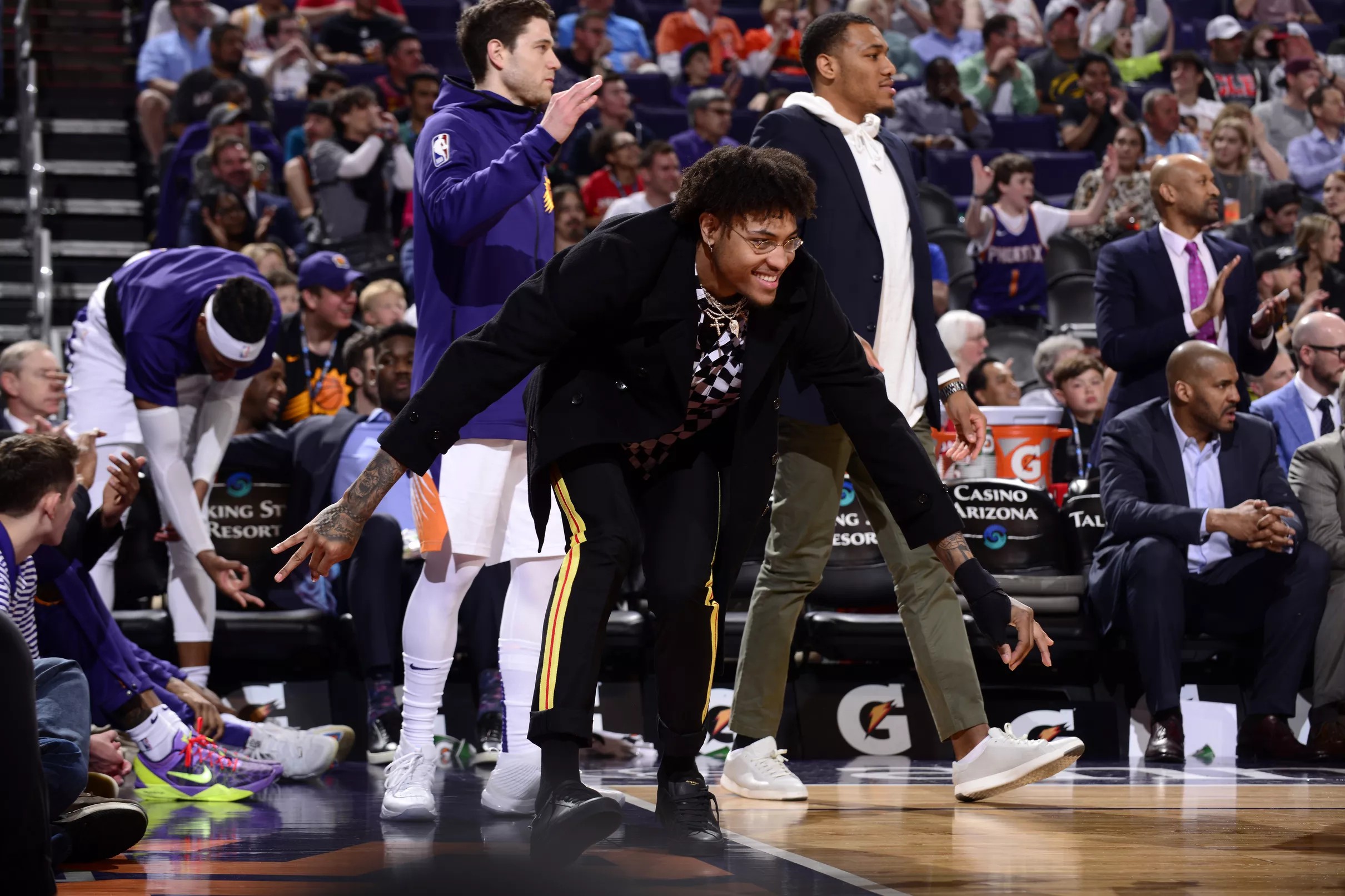 The wait is over Kelly Oubre Jr. resigns with Phoenix