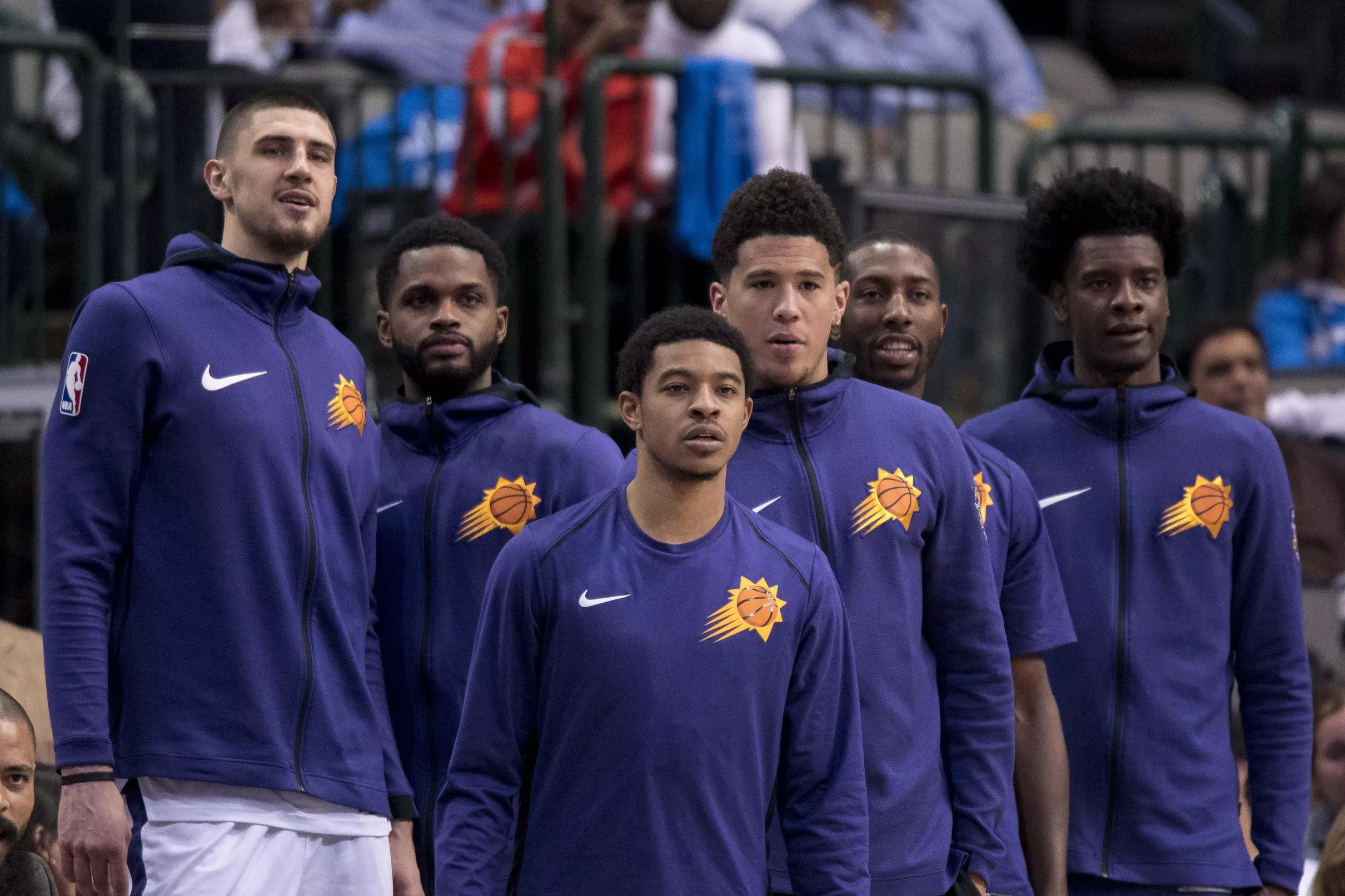 Center of the Sun Phoenix Suns win final game to finish 2161. All