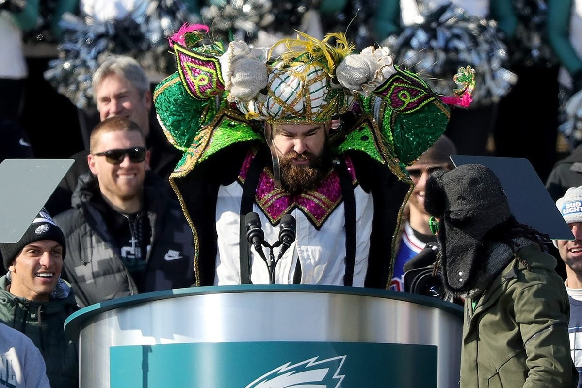 Jason Kelce delivers epic speech at Eagles parade
