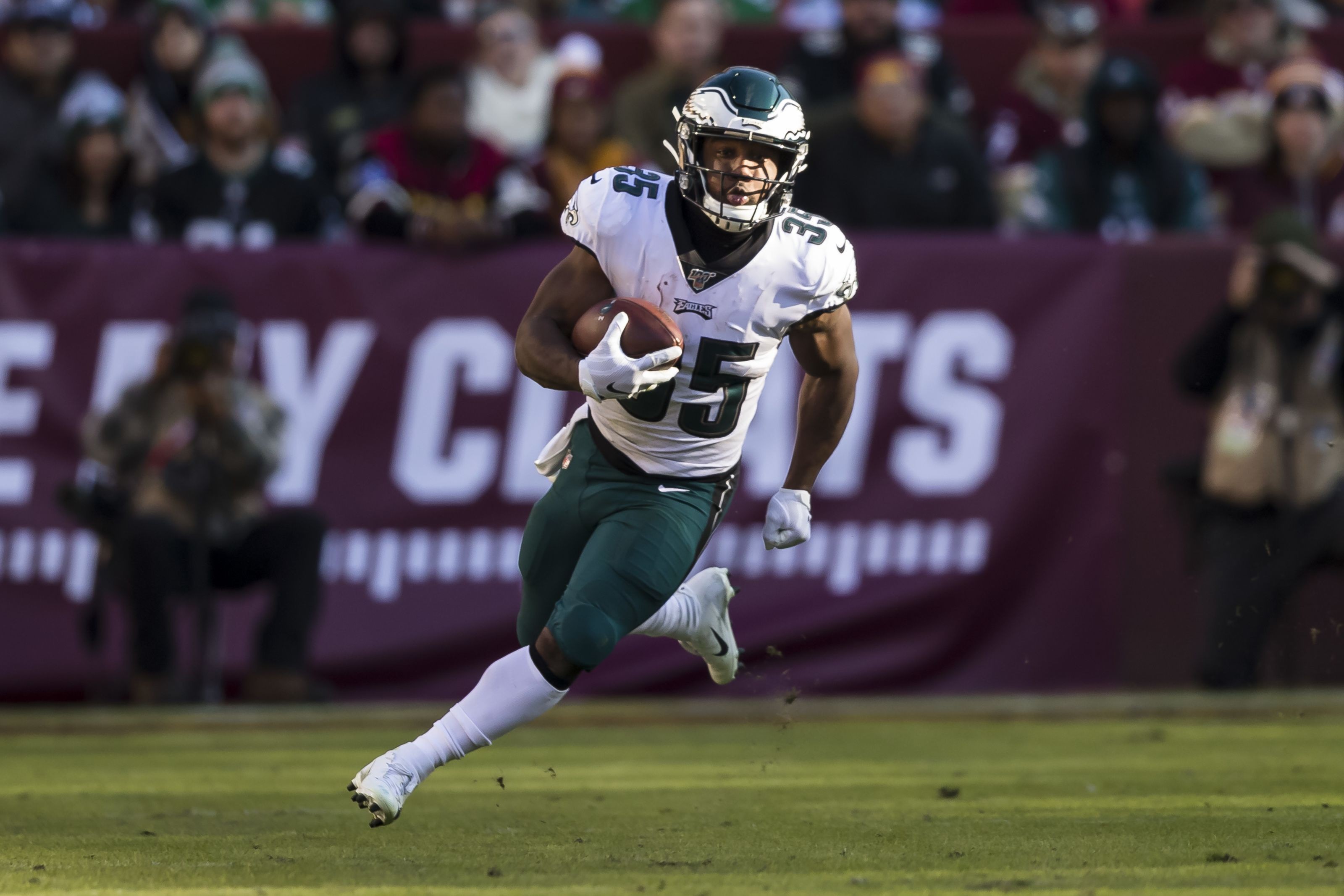 Philadelphia Eagles benefiting from Miles Sanders, Boston Scott duo