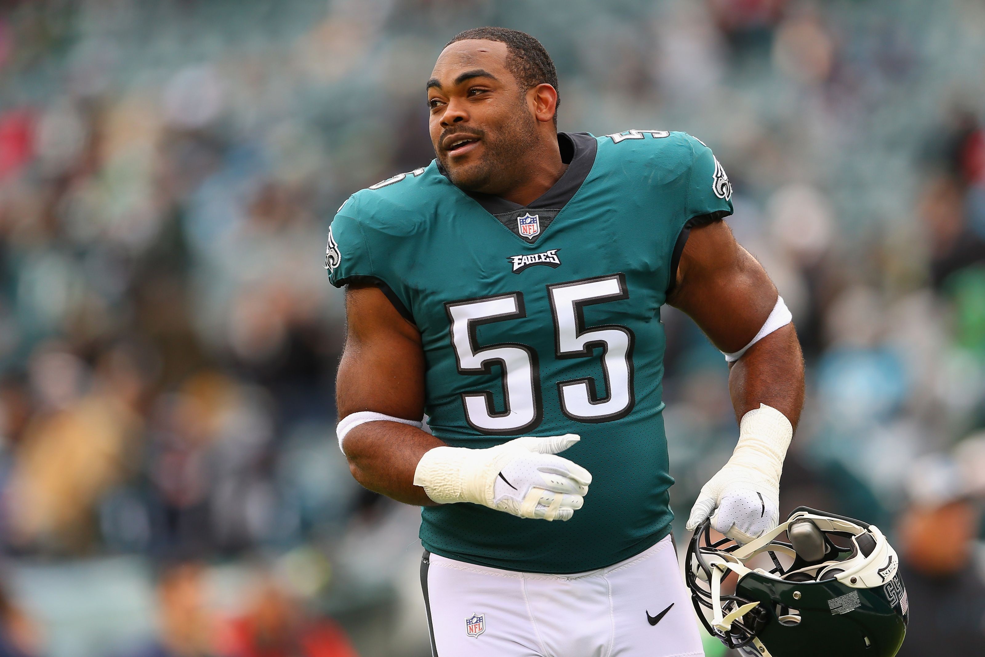 Philadelphia Eagles Re-sign Veteran Defensive End, Brandon Graham