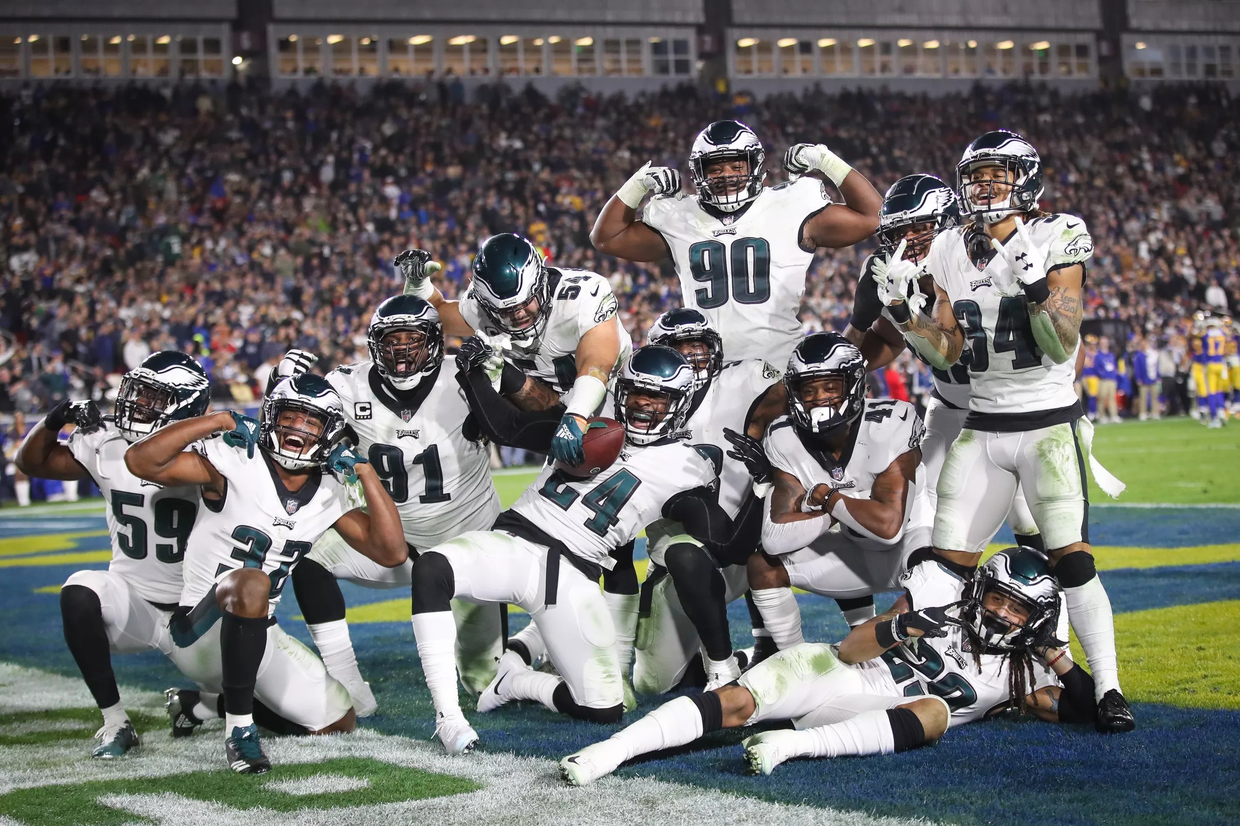 Philadelphia Eagles players celebrate big win over the Rams in Los Angeles