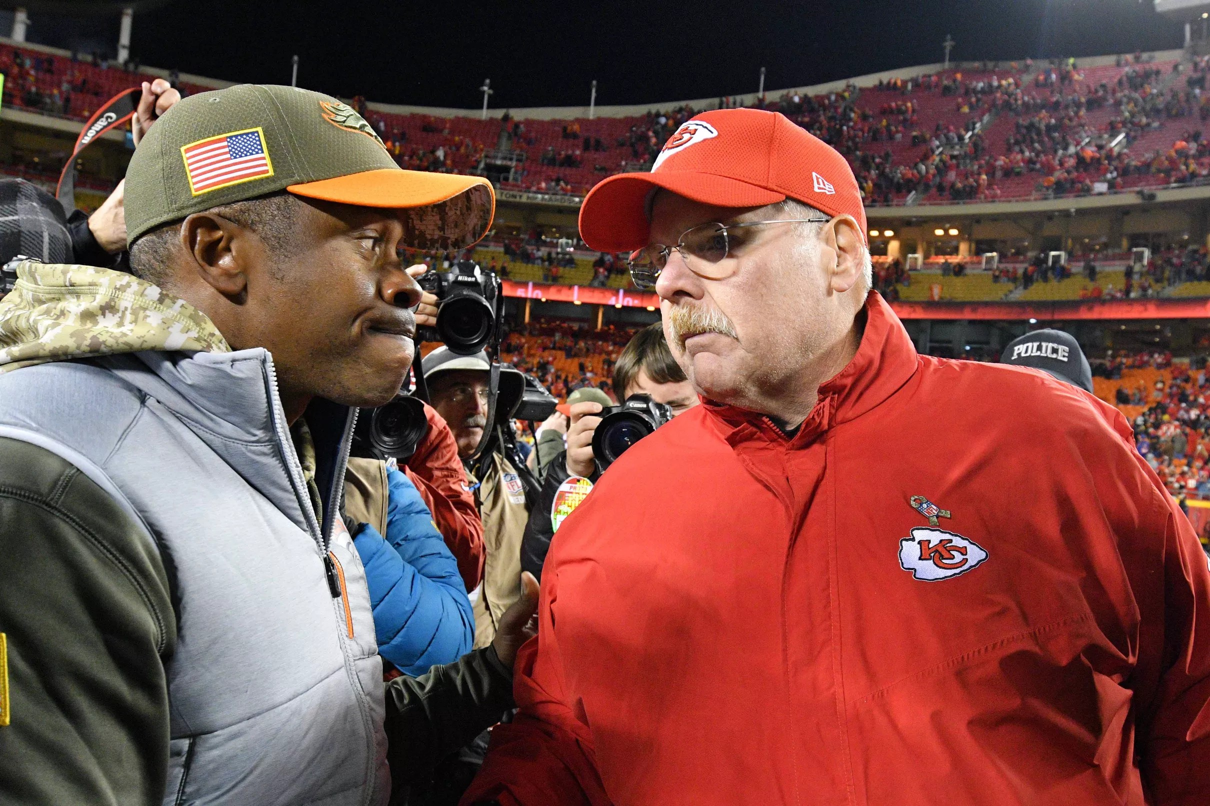 chiefs-vs-broncos-how-to-watch-monday-night-football-game-info-live