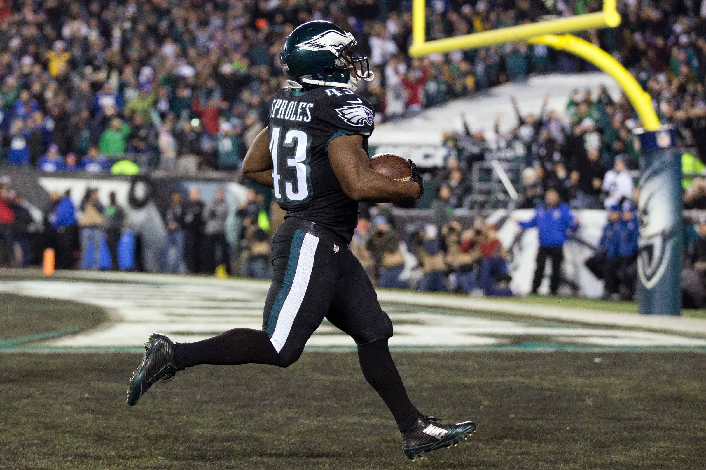 Darren Sproles has a statistical goal he’s targeting in the final year