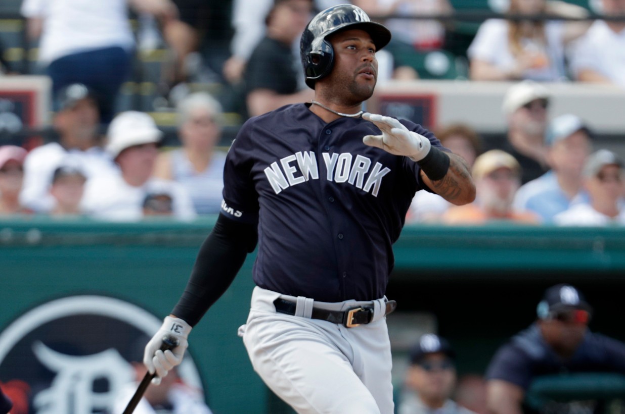 Aaron Hicks ‘making progress’ on achy back but return date iffy