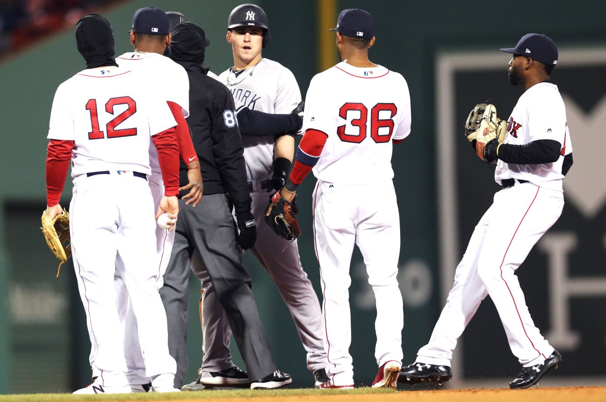 Yankees Red Sox Benches Clear After Tyler Austin S Hard Slide