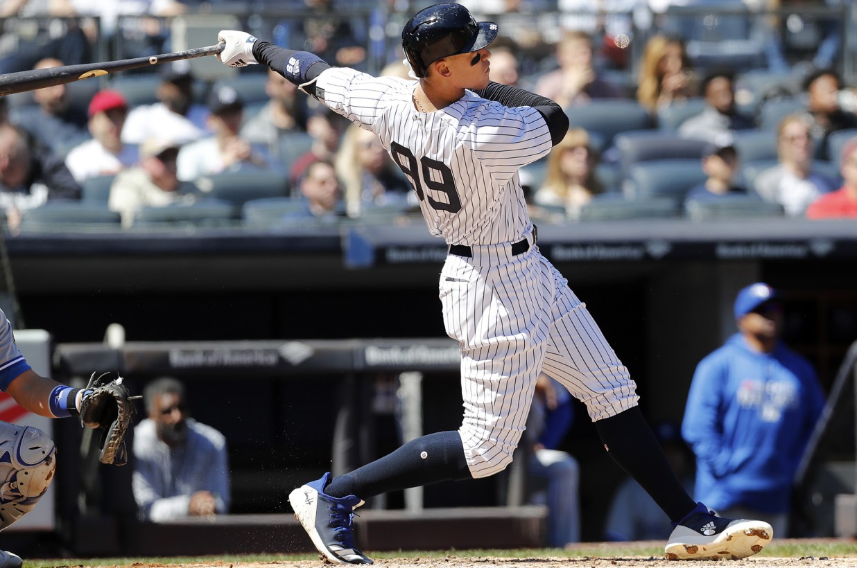 Aaron Judge Launches Massive Blast In Yankees’ Blowout Win