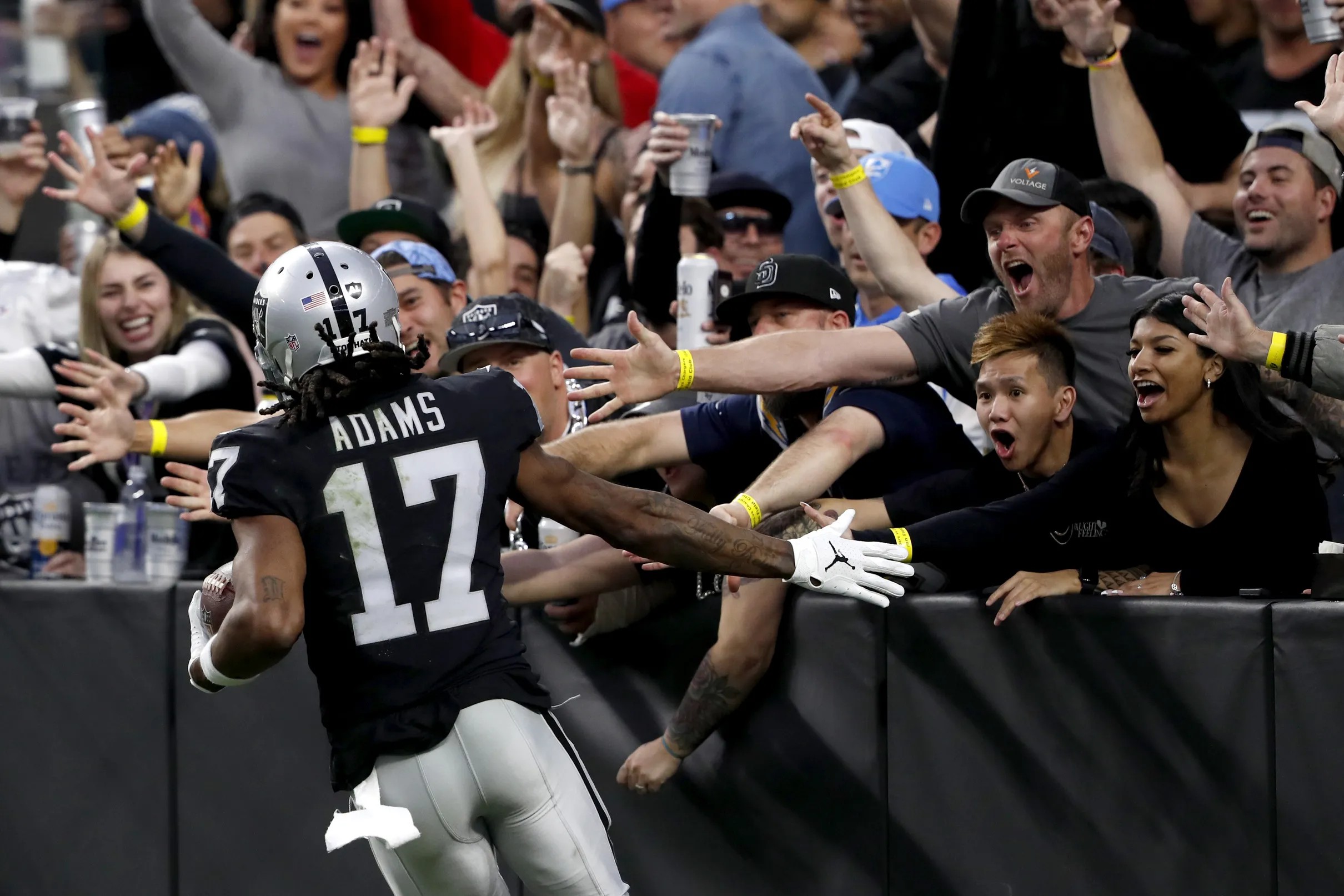 NFL Week 13 Game Recap: Las Vegas Raiders 27, Los Angeles Chargers 20, NFL  News, Rankings and Statistics