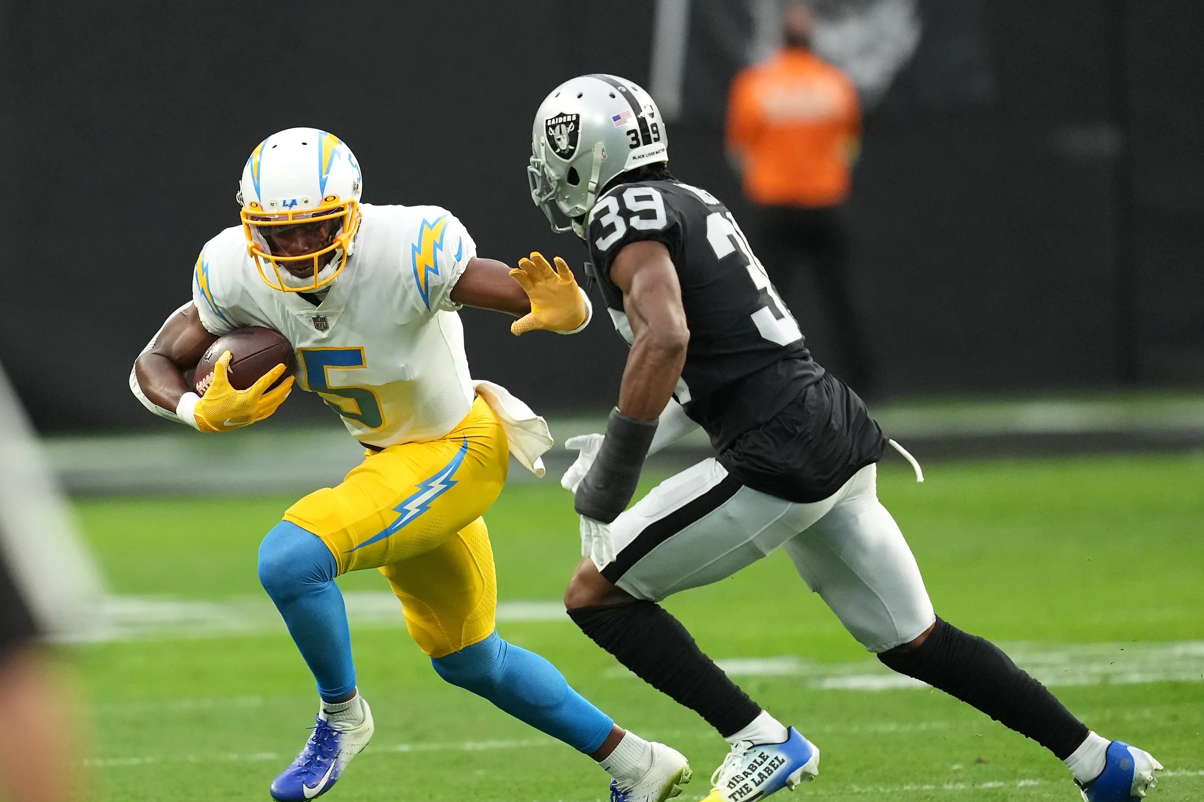 Ranking AFC West corners Nate Hobbs has potential but still work to do