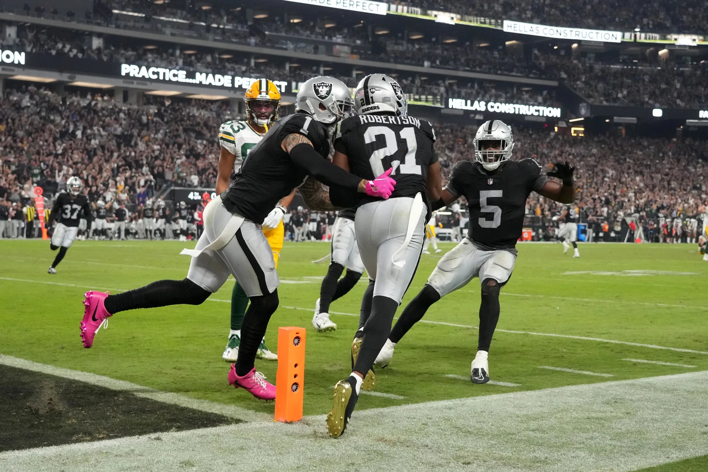 Raiders outlook 2022: Amik Robertson, what can we expect? - Silver