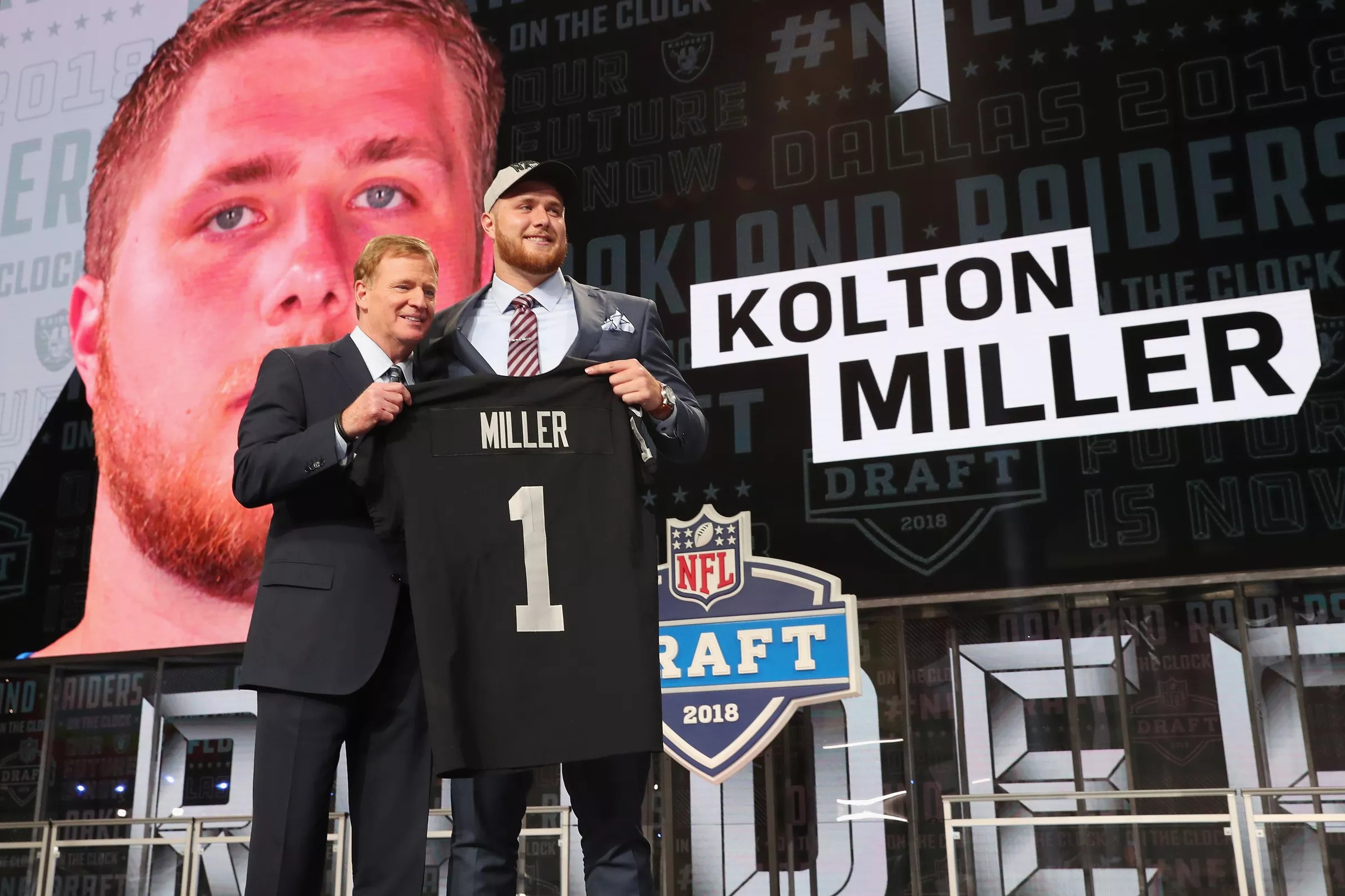 Raiders 1st round pick Kolton Miller bulks up ahead of 1st NFL training