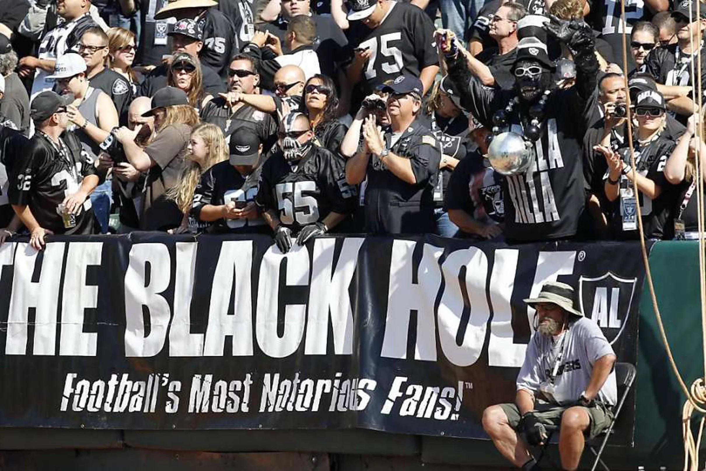 Study says Raiders have 17th best fan base in NFL