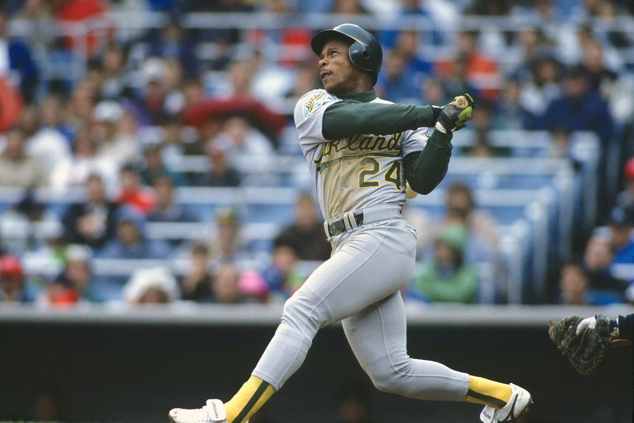 Rickey Henderson, legendary leadoff hitter, passes away at 67