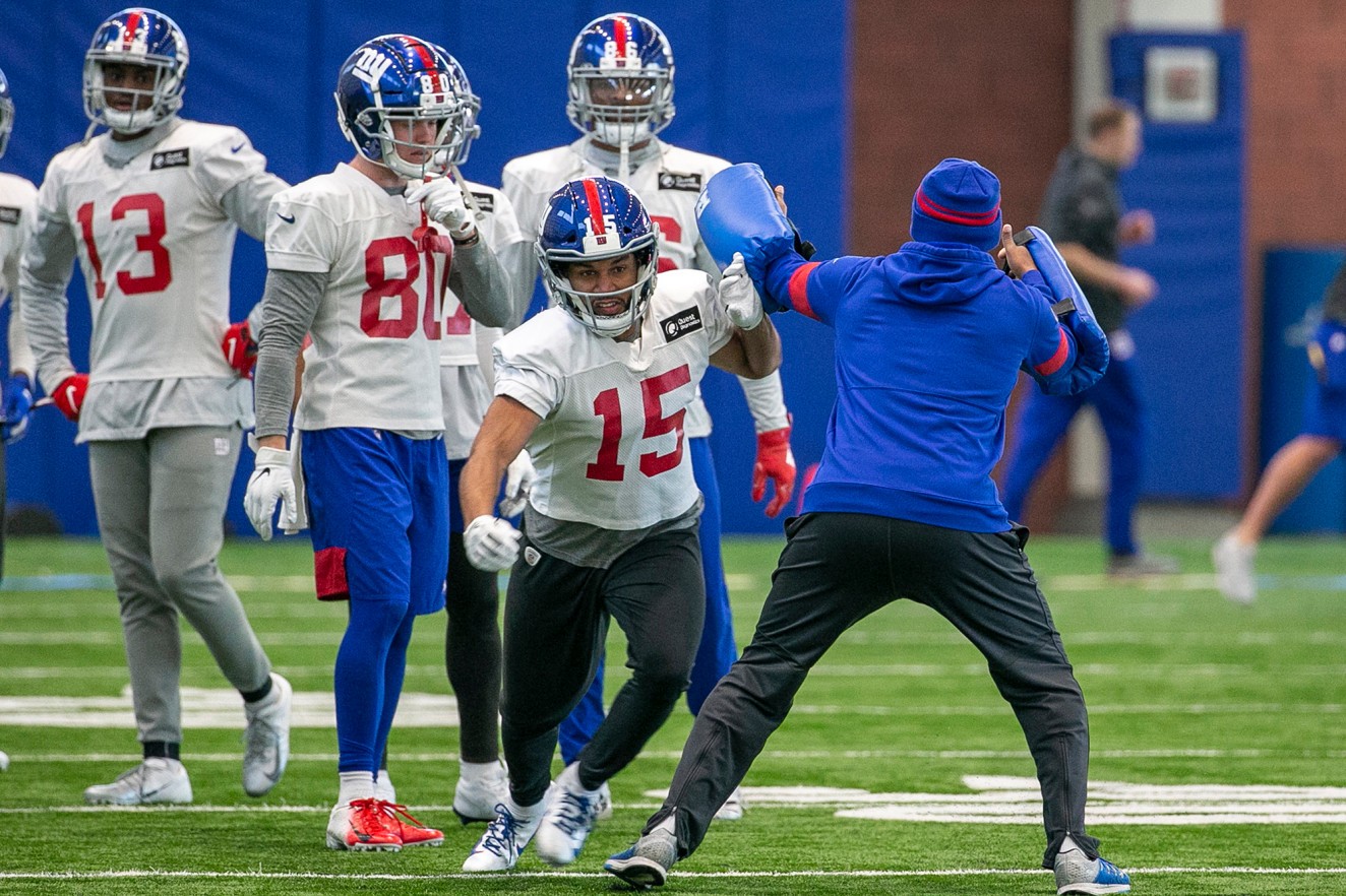 Golden Tate contract twist clouds his Giants future