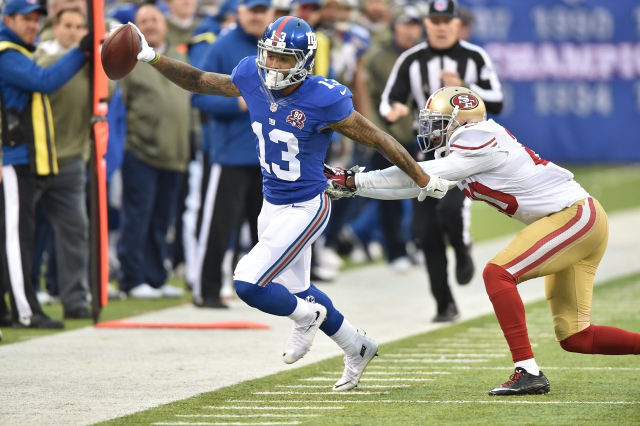 Giants to wear white pants for all home games; view uniform schedule