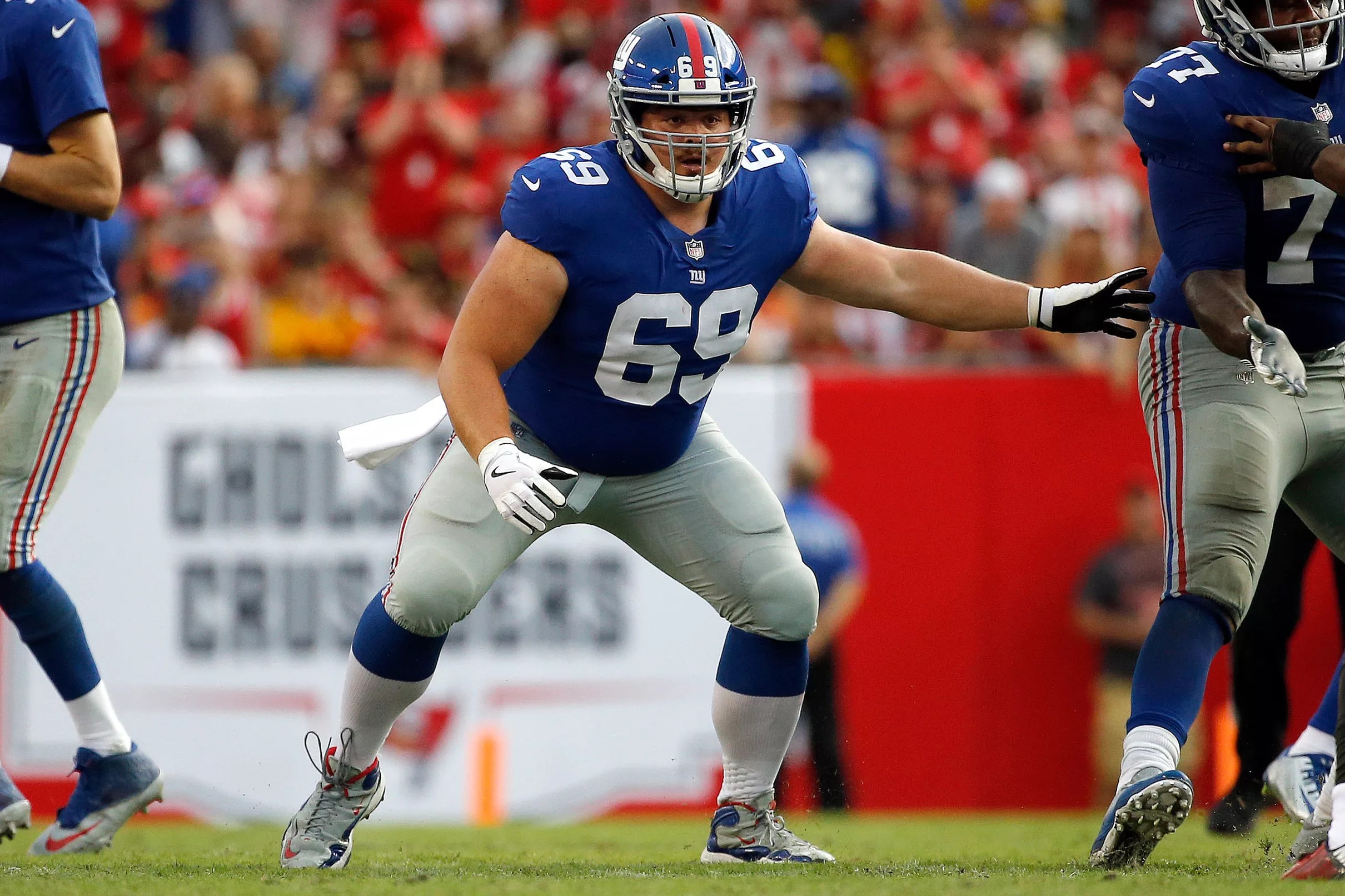 Center Brett Jones Has ReSigned With Giants On Franchise Tender