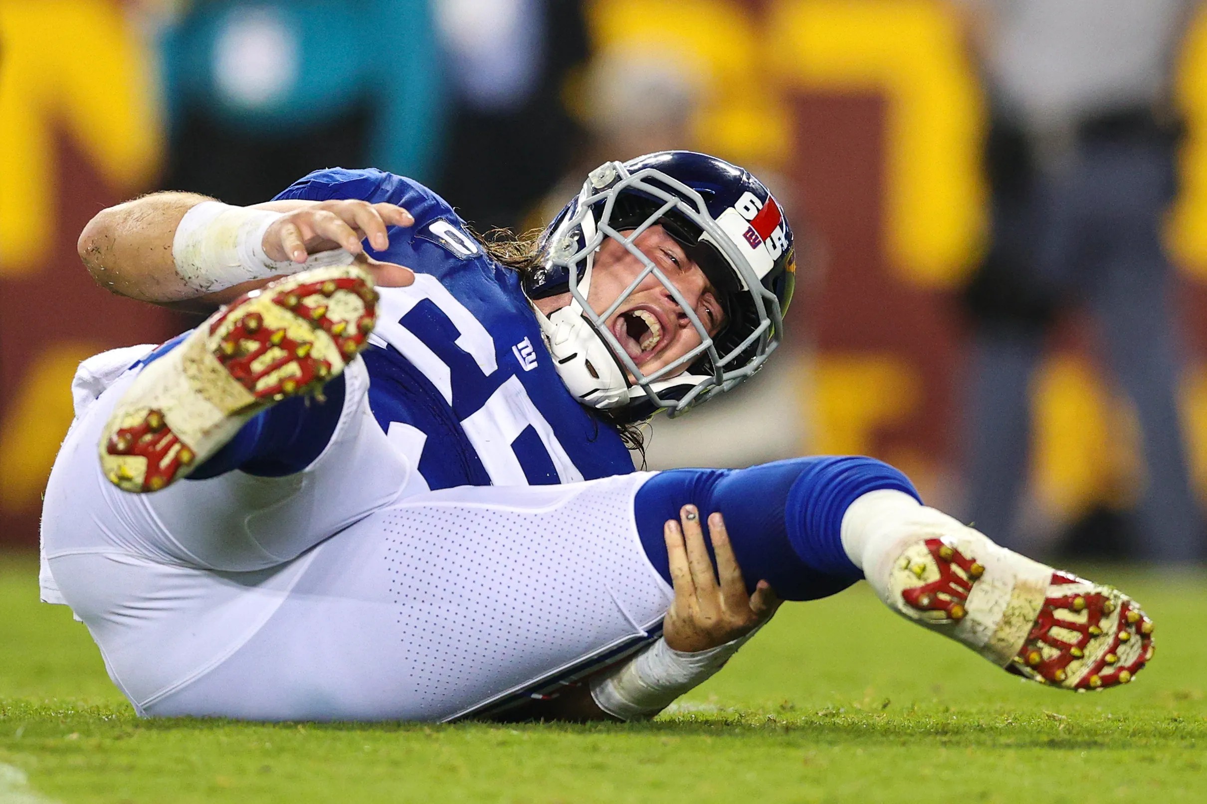 Giants' injury news: OL Nick Gates has surgery to repair fractured leg -  Big Blue View