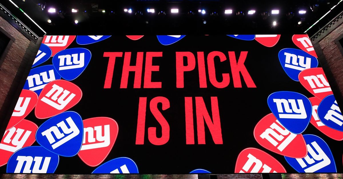 Dueling New York Giants’ 7round mock drafts Looking past the first round