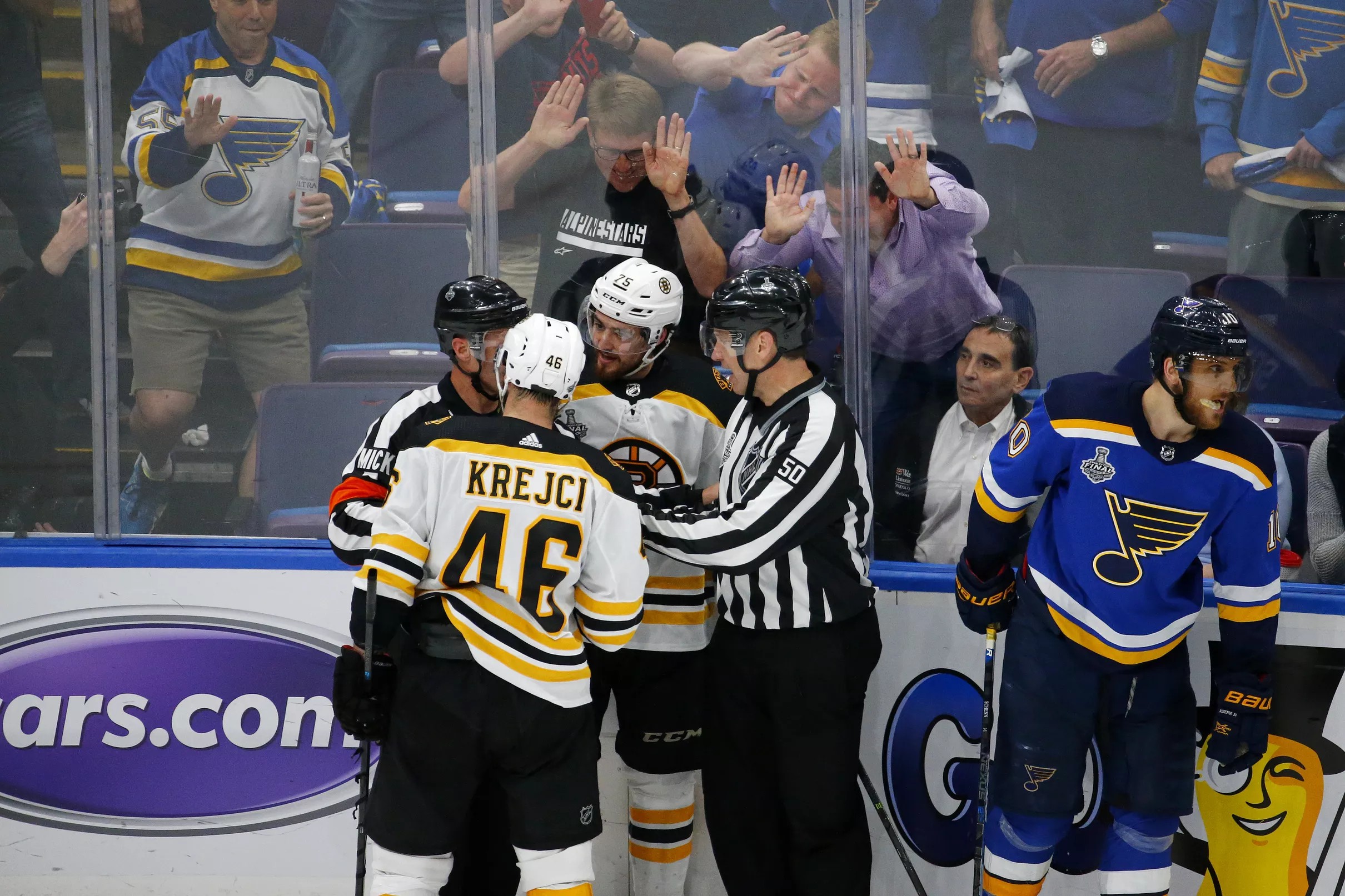 No, The Bruins Absolutely Should Not Trade David Krejci