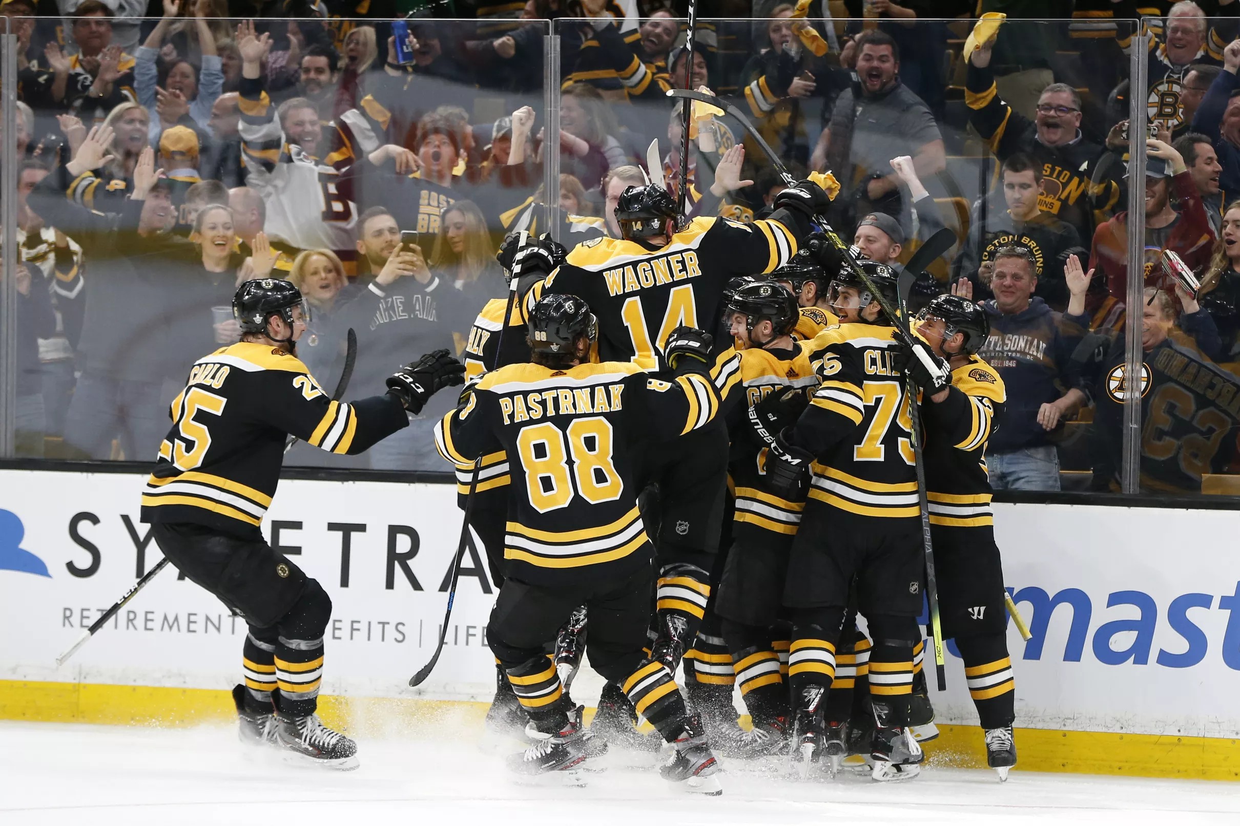 Recap Bruins start strong, recover late to take Game 1 over Columbus