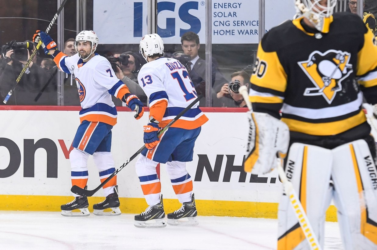 Islanders On To Second Round Of NHL Playoffs With Sweep Of Penguins