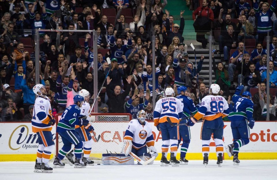 Islanders vs. Canucks
