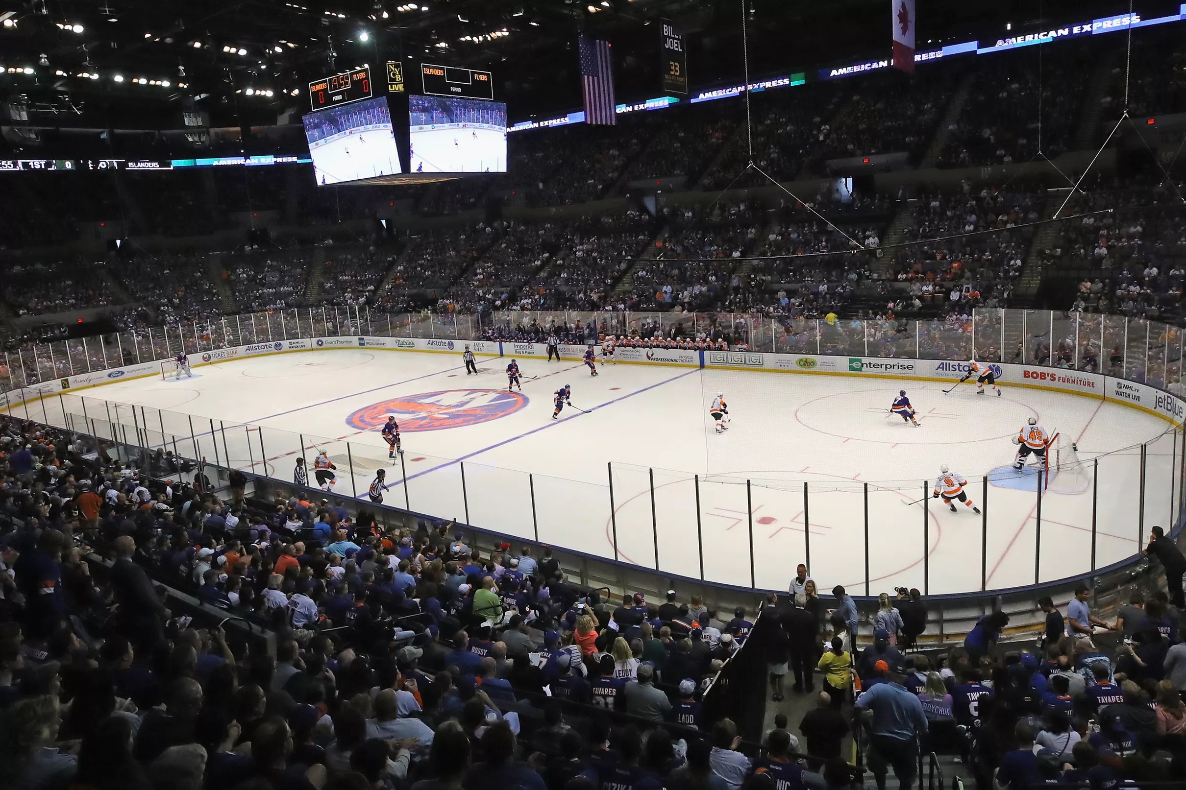 Nassau Coliseum Agreement Islanders to split games over next three seasons