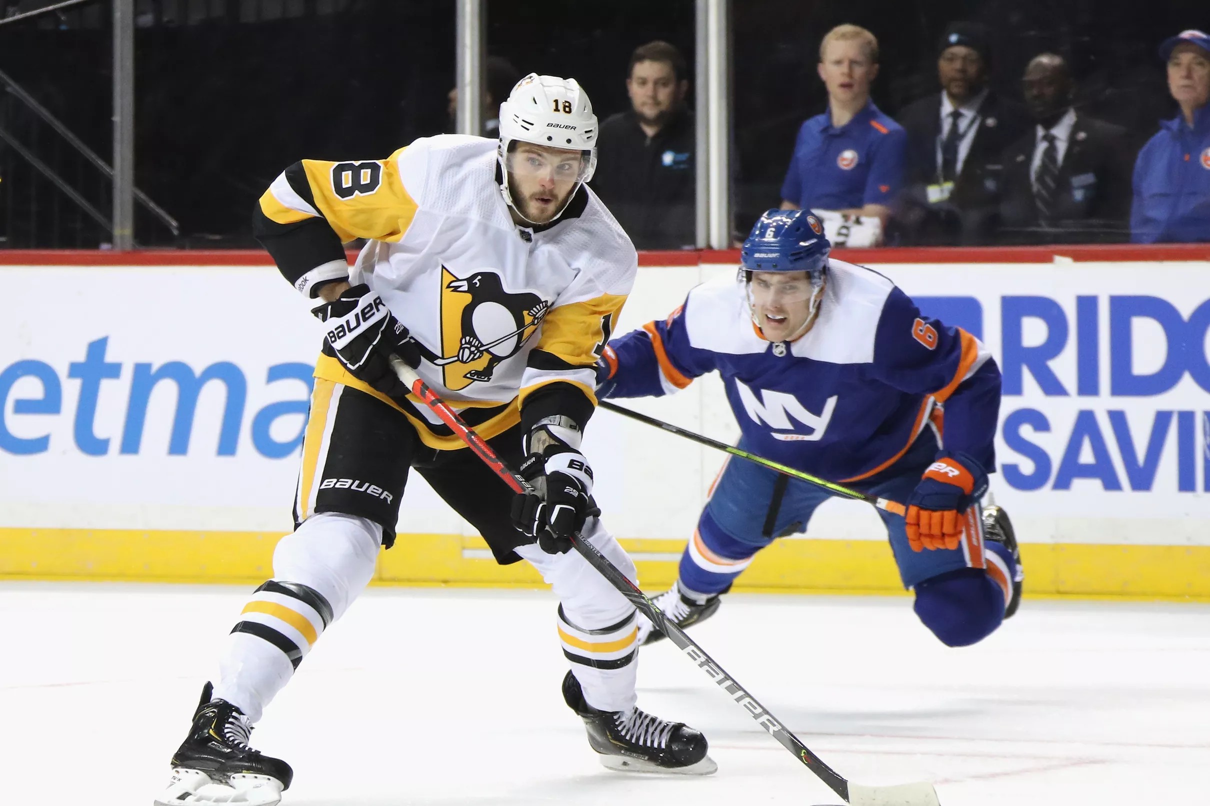 nhl-open-to-islanders-playing-games-at-nassau-coliseum-newsday