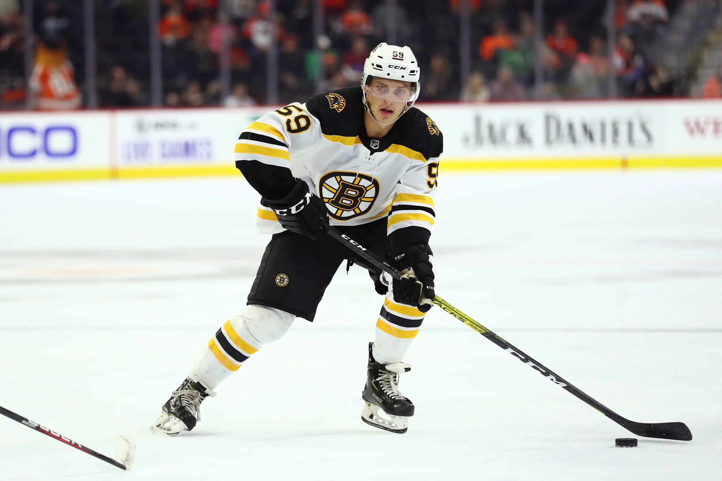 Blackhawks acquire Cooper Zech from Flyers