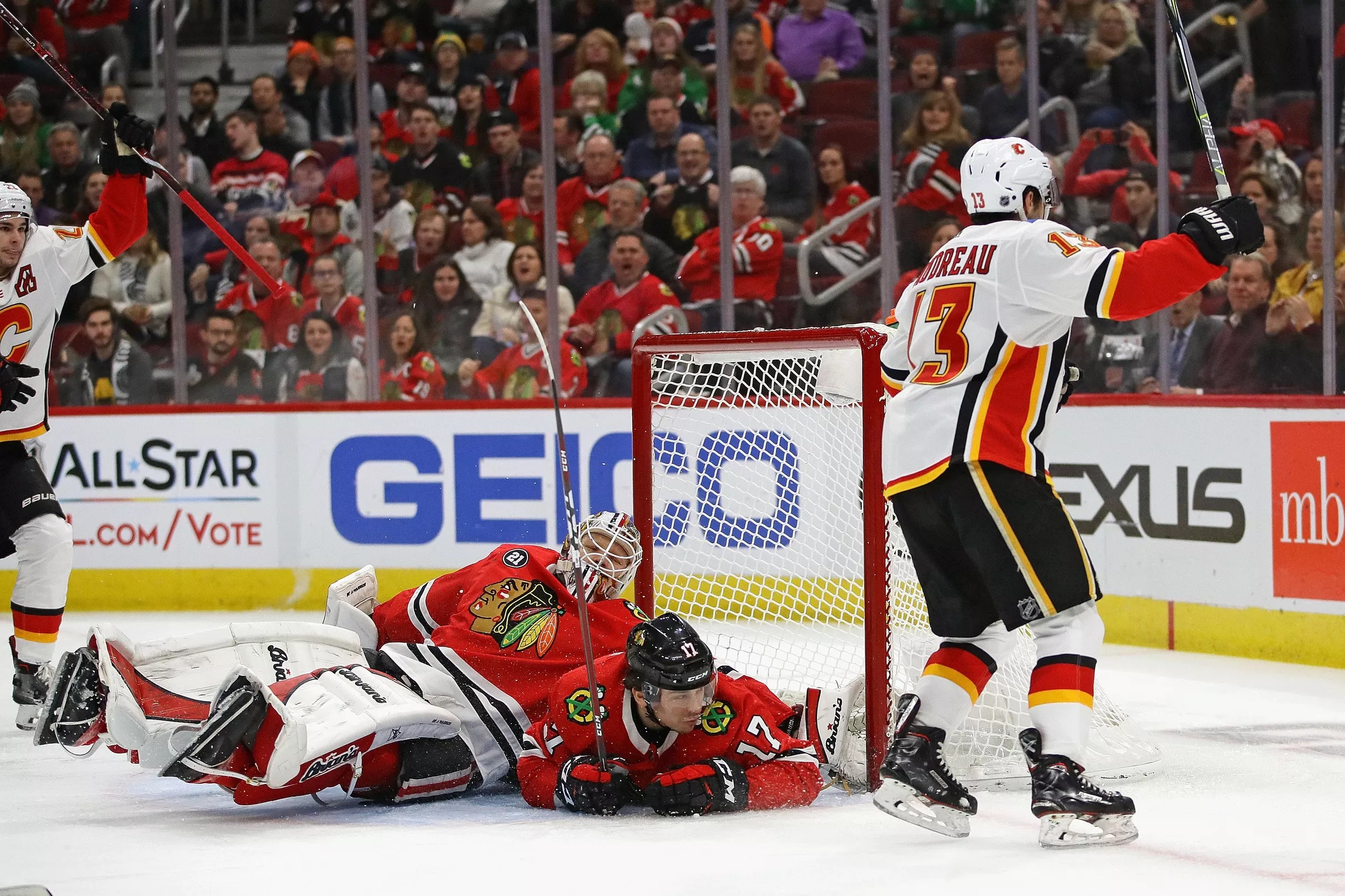 5 reasons why the Blackhawks missed the playoffs — again