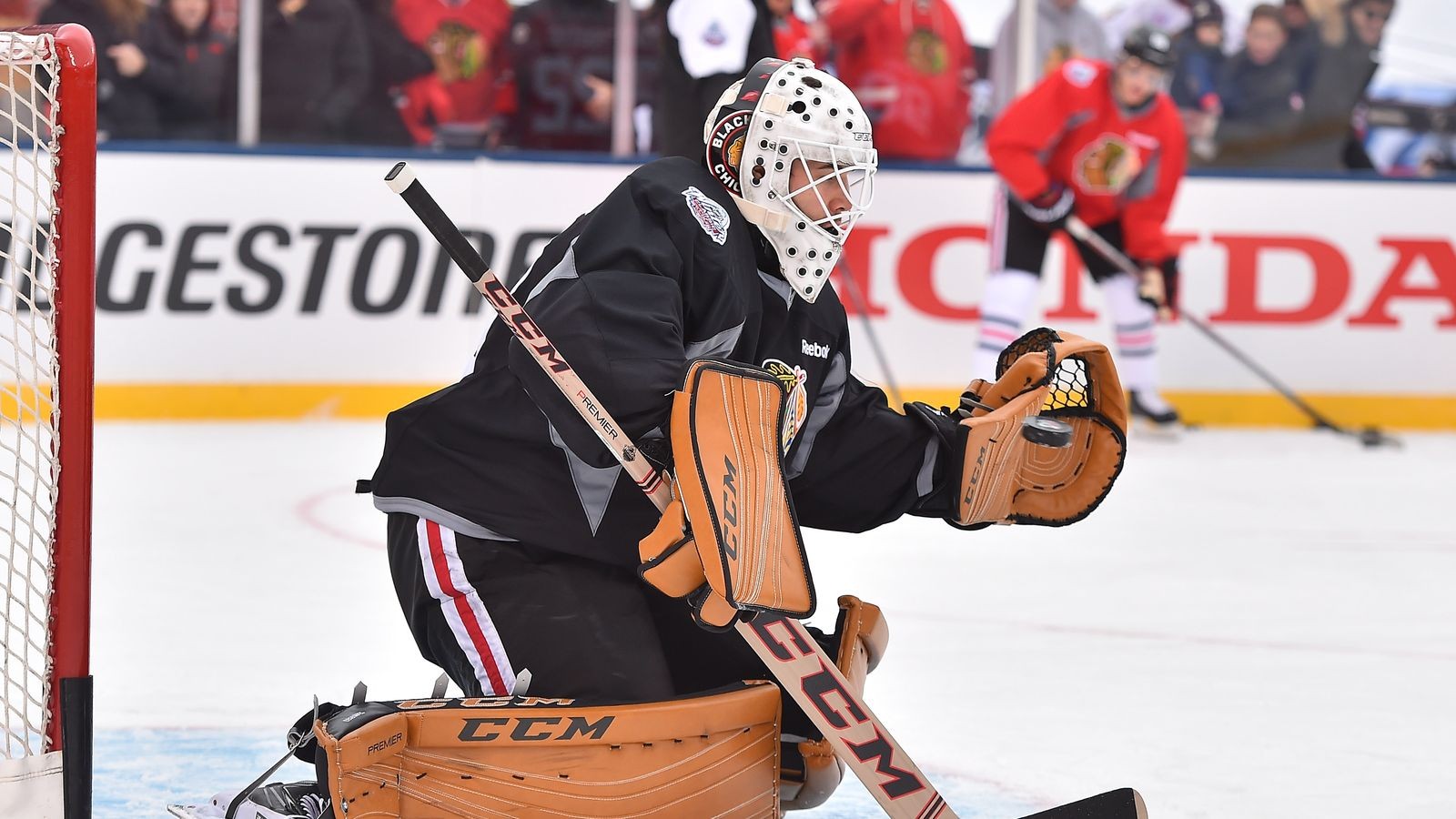 Hawks' Crawford at home in his pads