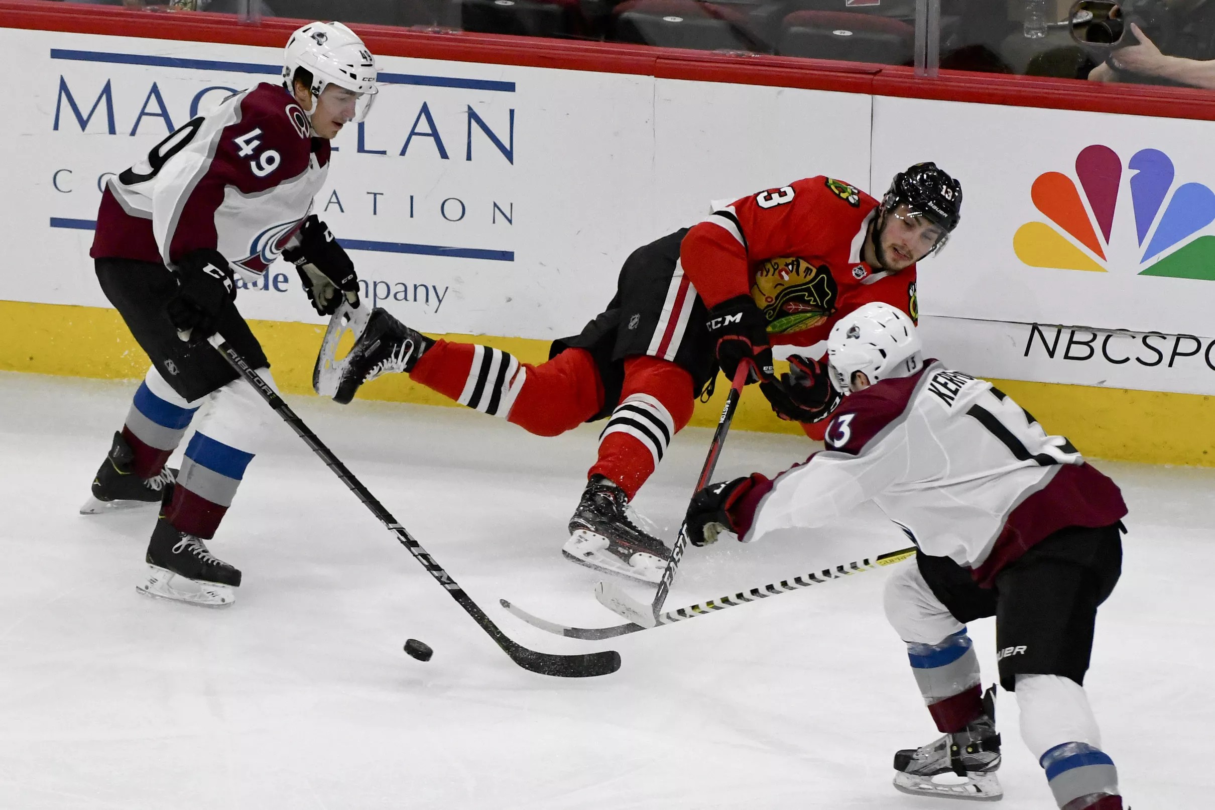 Blackhawks buried by Avalanche; officially eliminated from playoffs