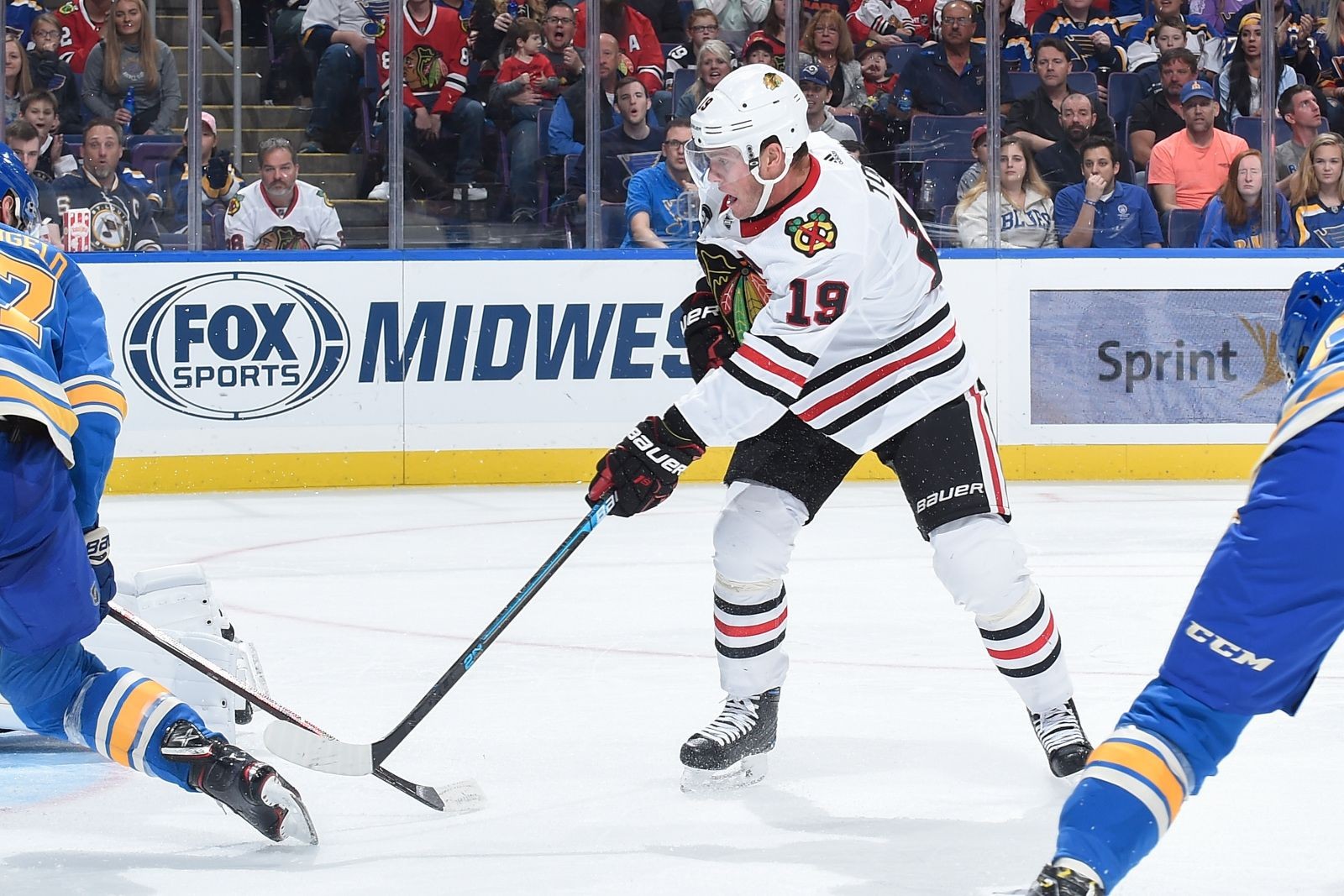 Chicago Blackhawks’ Jonathan Toews Paving Road To Redemption