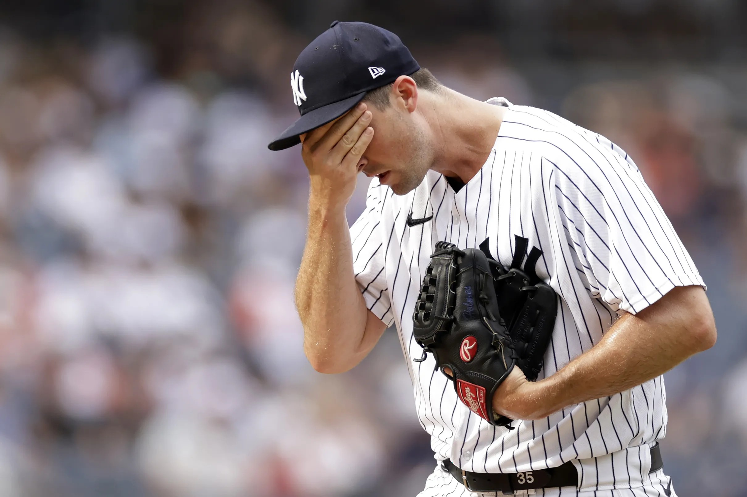 Yankees 2, Red Sox 3 Clay Holmes blows another save