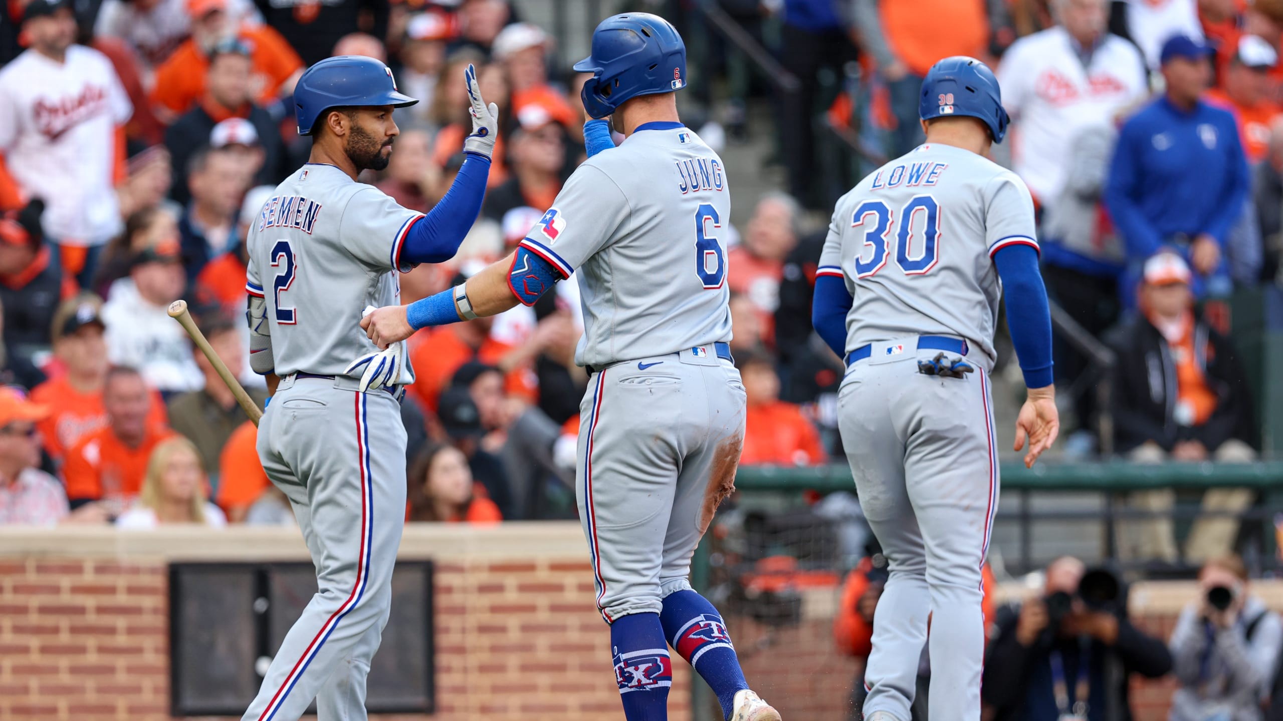 MLB playoffs: Rangers push Orioles to brink of elimination