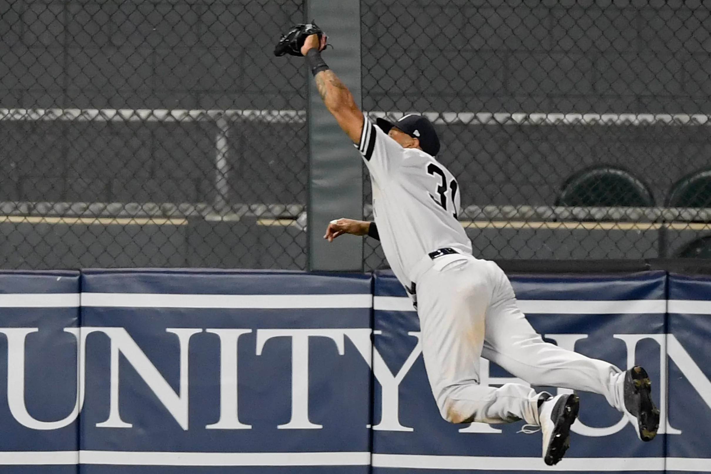 The Yankees' Defensive Crisis: We Need Answers Now - 694ilx4