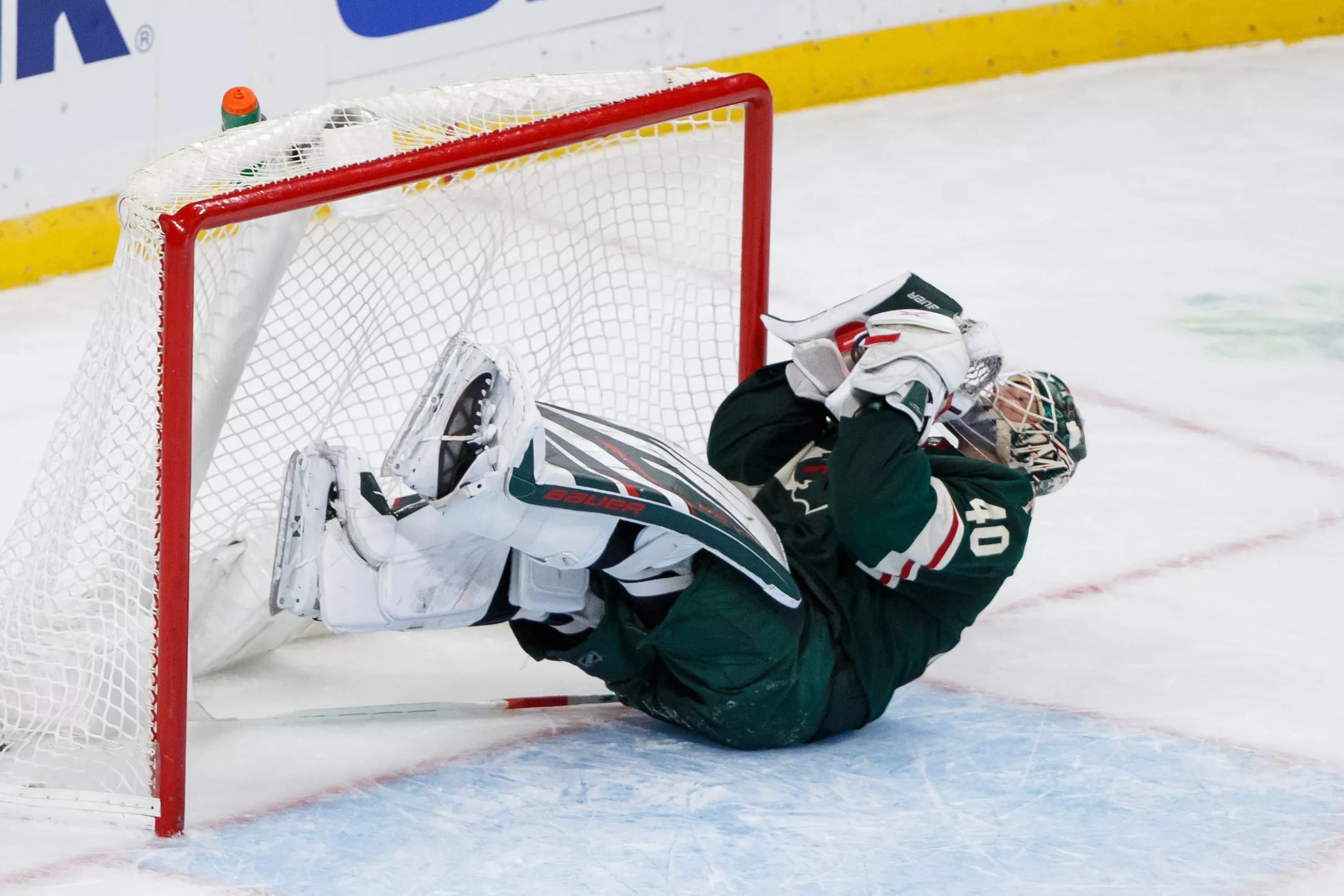Wild can’t hold late lead, falls in shootout in home opener