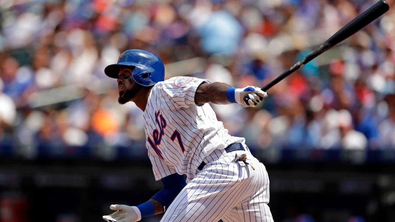 jose-reyes-gives-travis-d-arnaud-a-rolex-for-handing-over-no-7