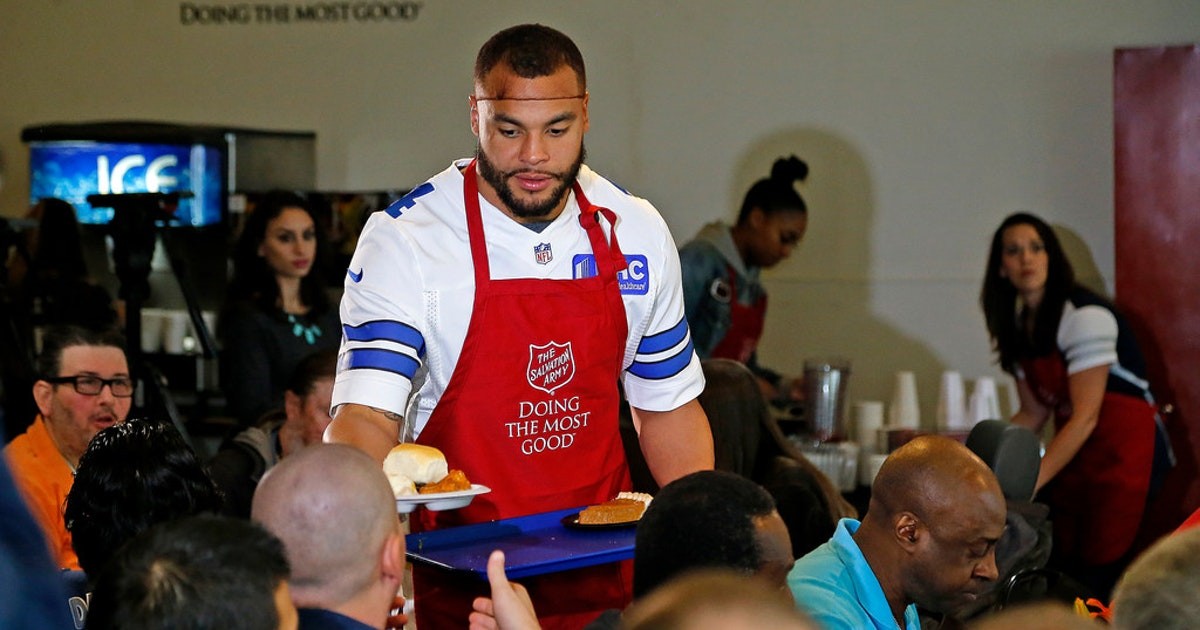 Cowboys hand out early Thanksgiving meals at Dallas and Fort Worth  Salvation Army centers